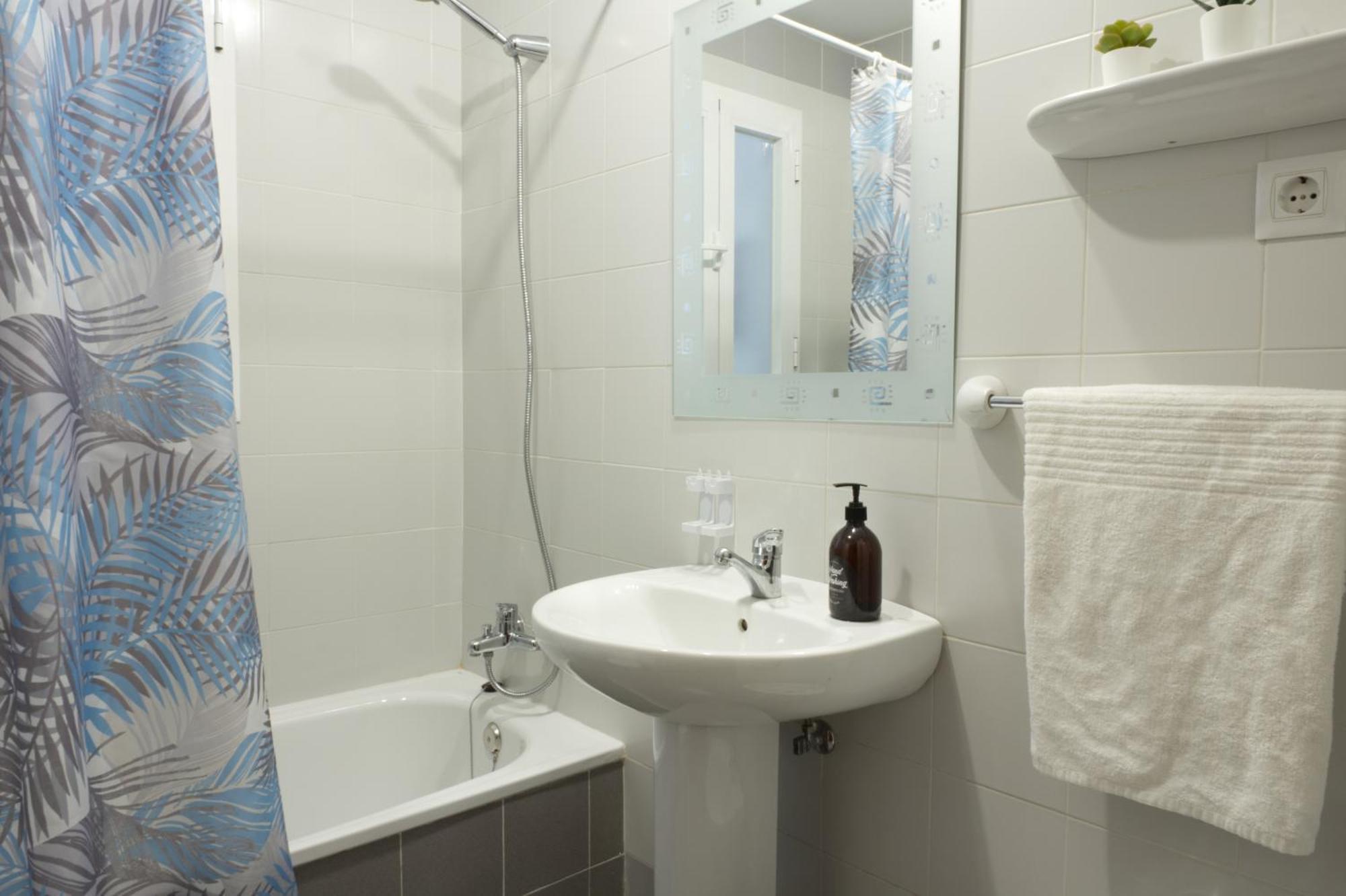 La Bodega Del Mar - Luminoso Y Centrico Apto Con Piscina Y Parking * El Puerto de Santa María