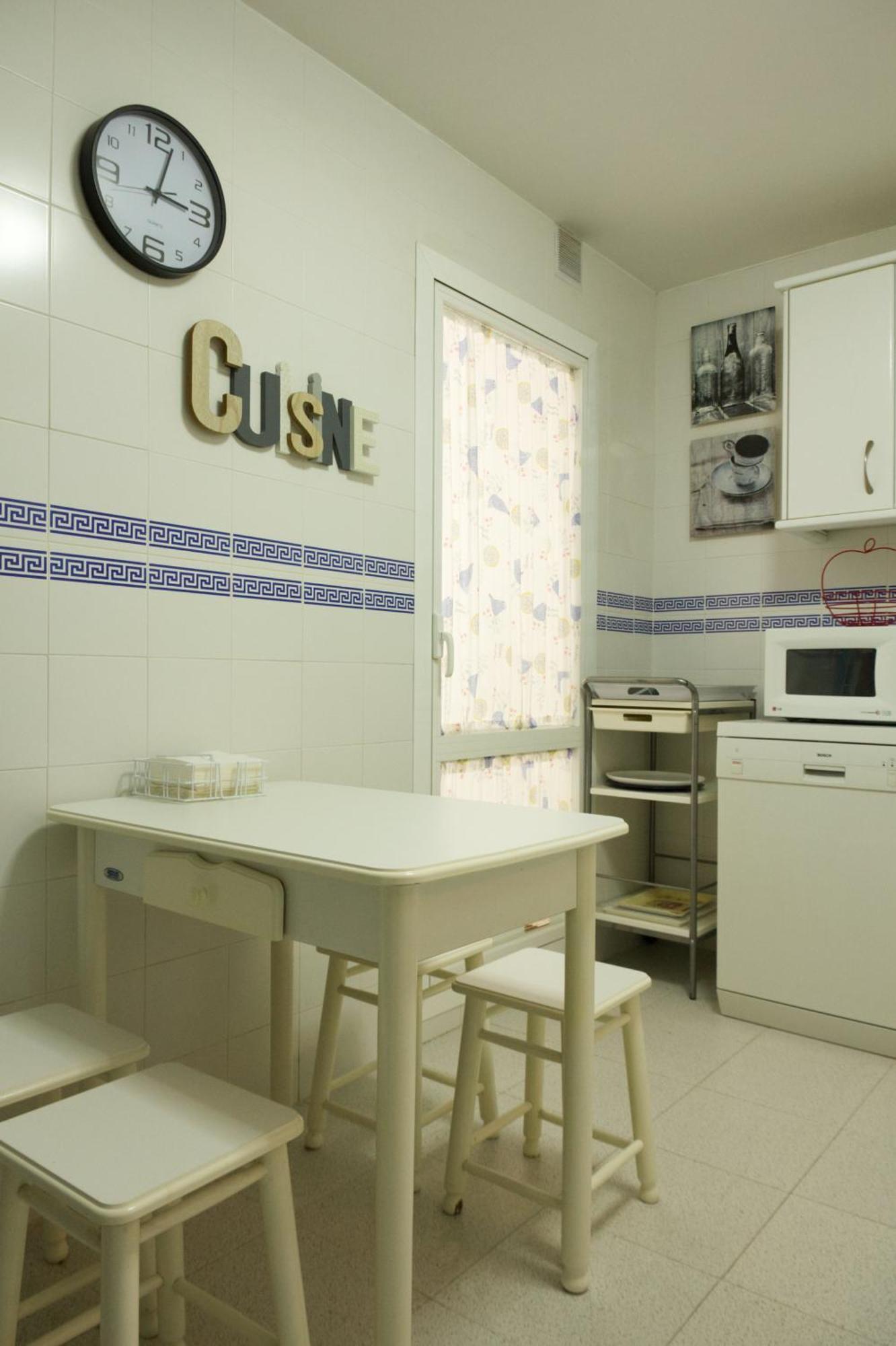La Bodega Del Mar - Luminoso Y Centrico Apto Con Piscina Y Parking Apartamento