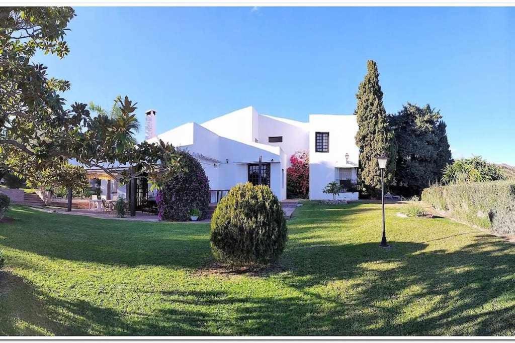 Cortijo Alberca Blanca Сasa de vacaciones *