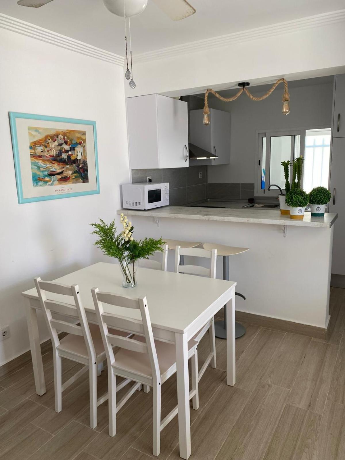 La Juanita - Dosel Apartment *