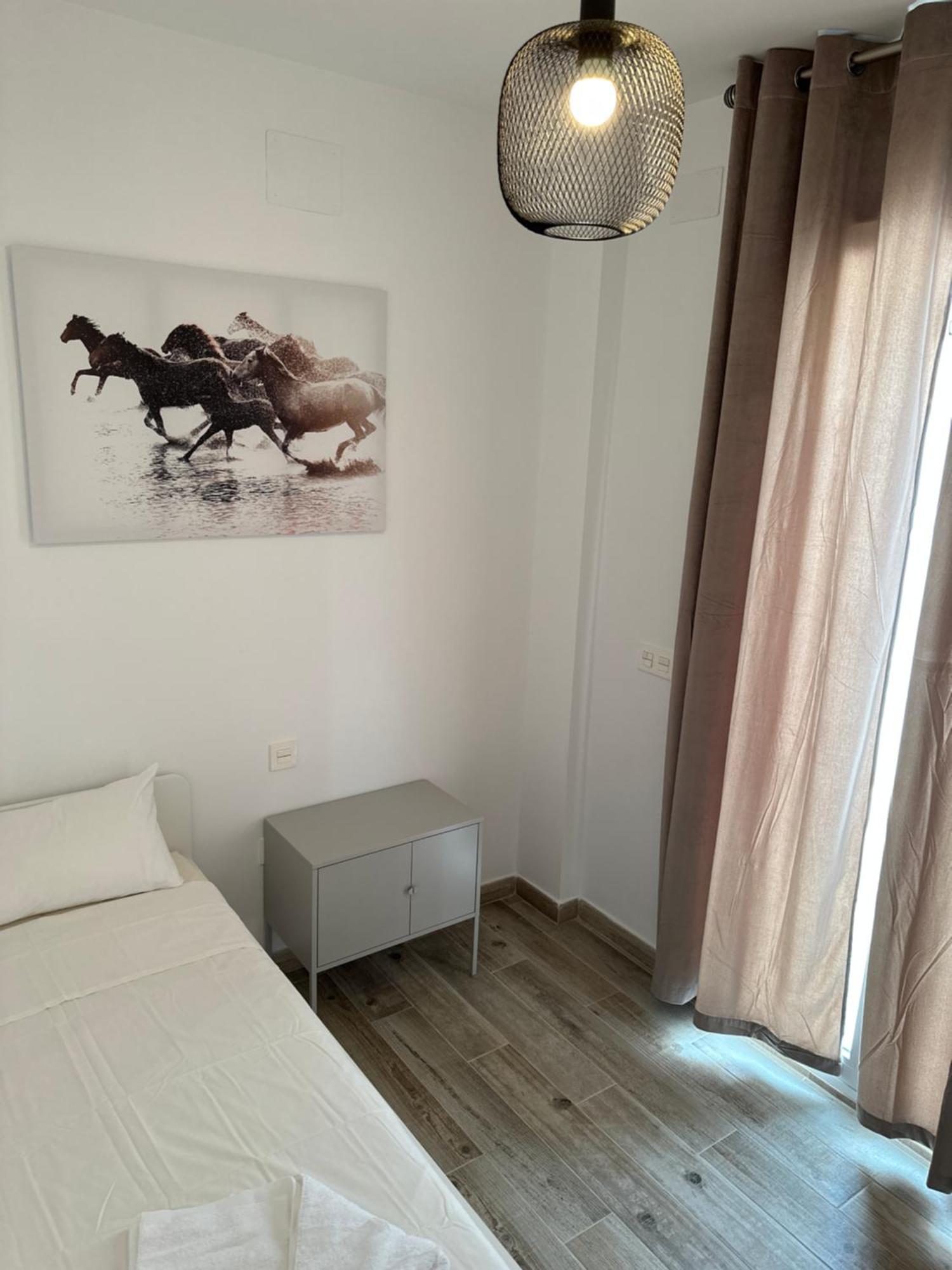 En Apartment *