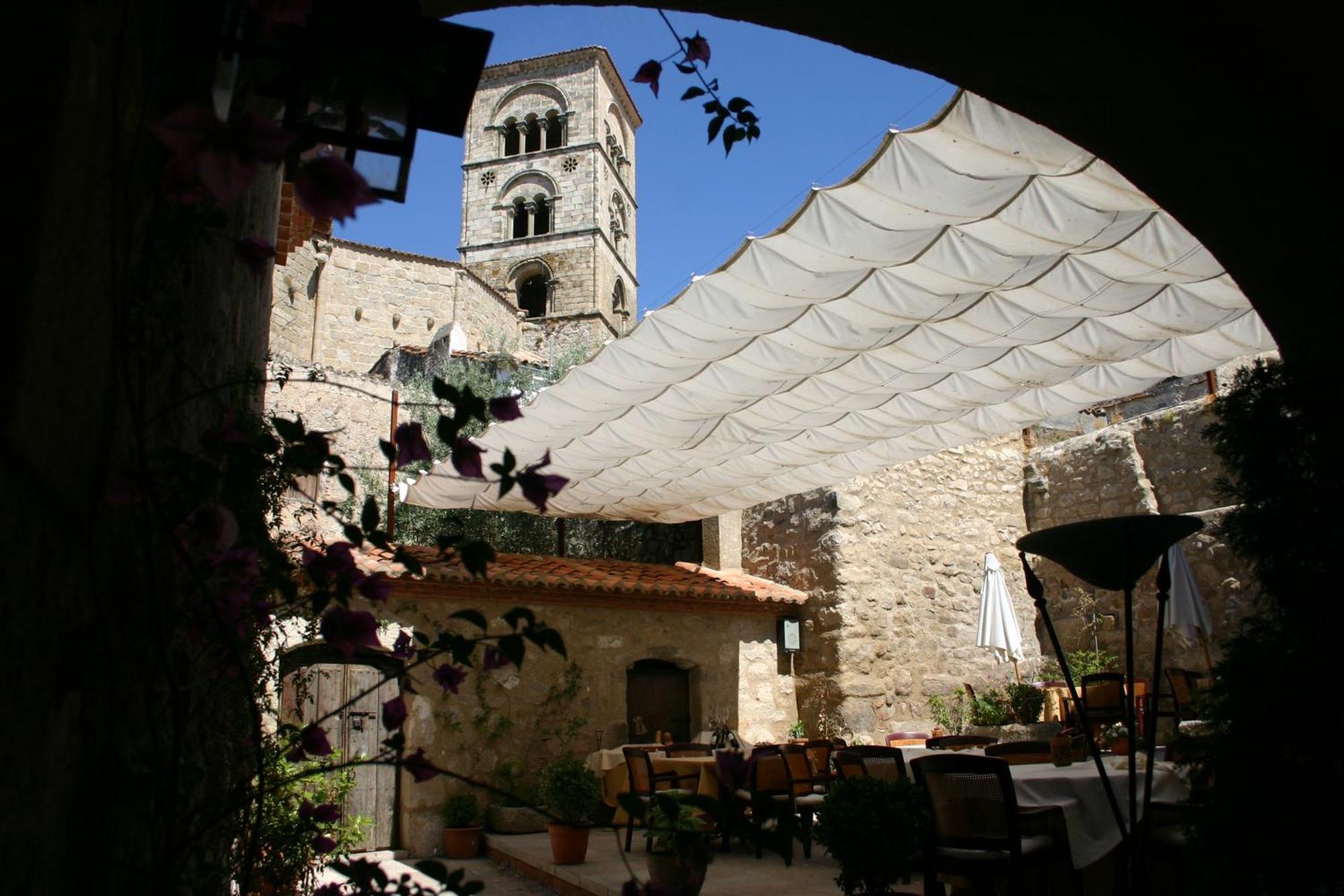 Hotel Boutique Dos Orillas 2*