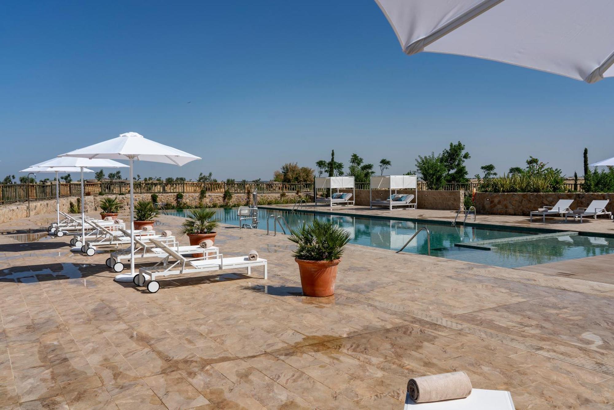 Hotel Hospes Palacio De Arenales & 5*