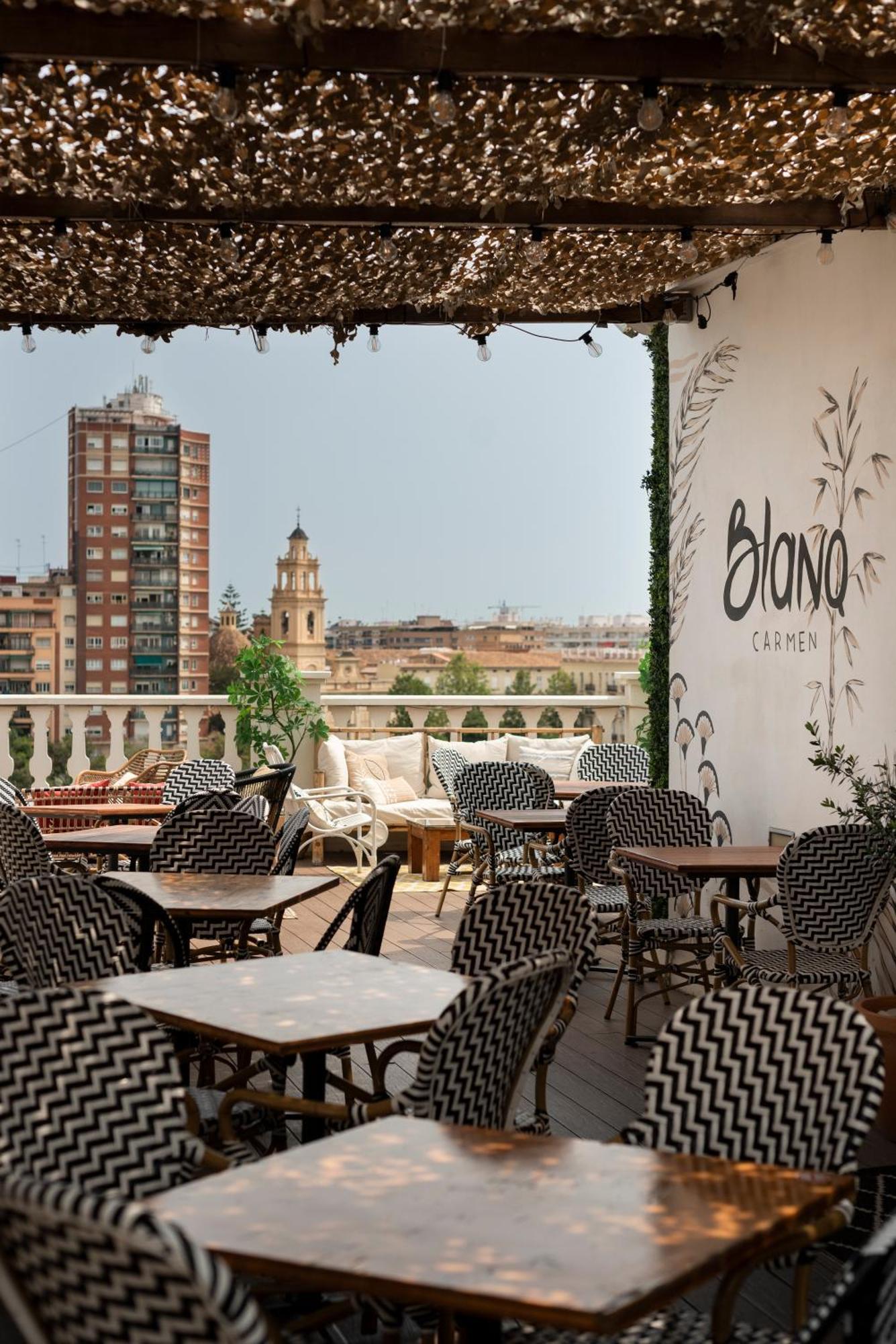 Blanq Carmen Hotel