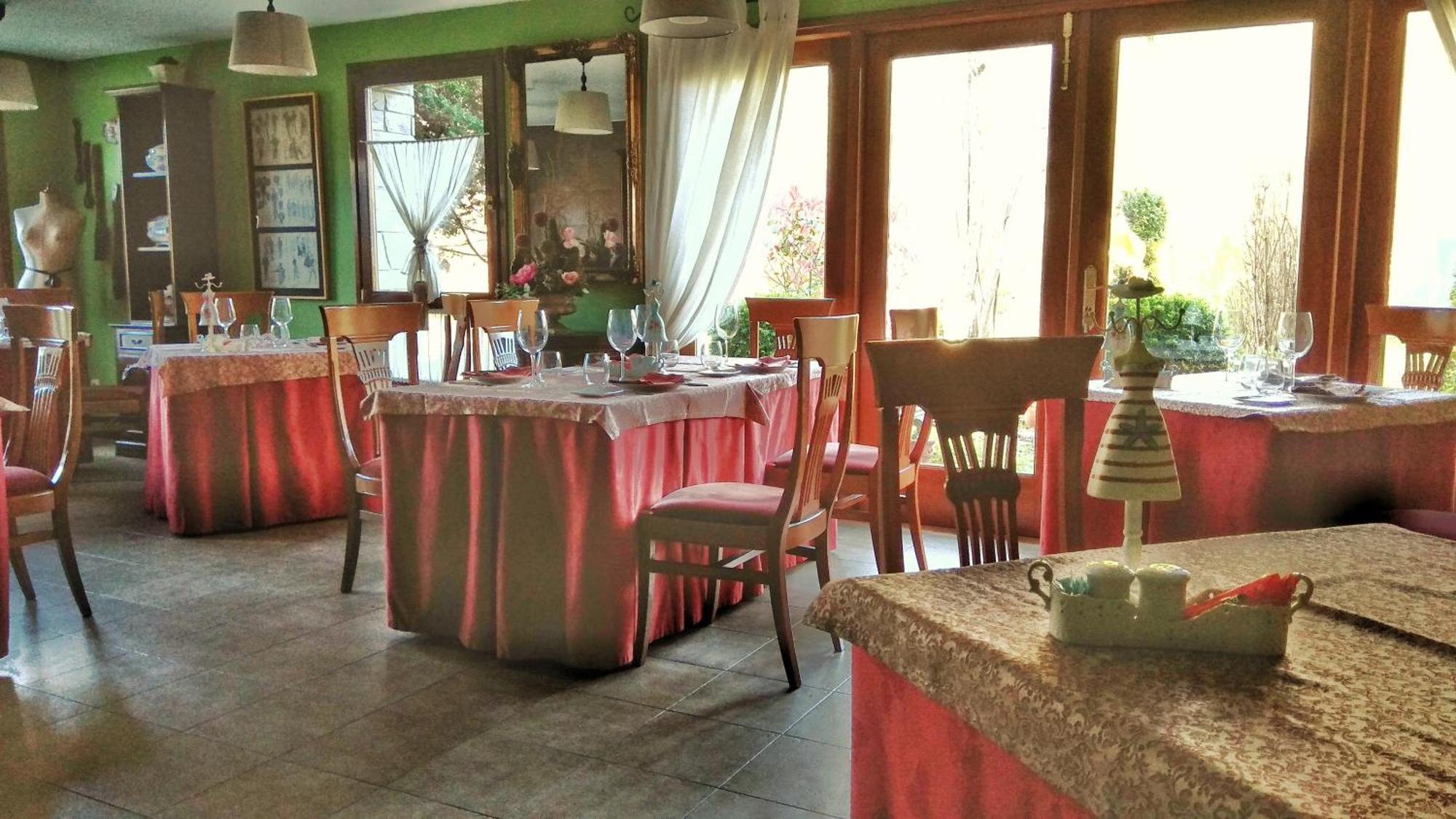 Casa Vieja Del Sastre