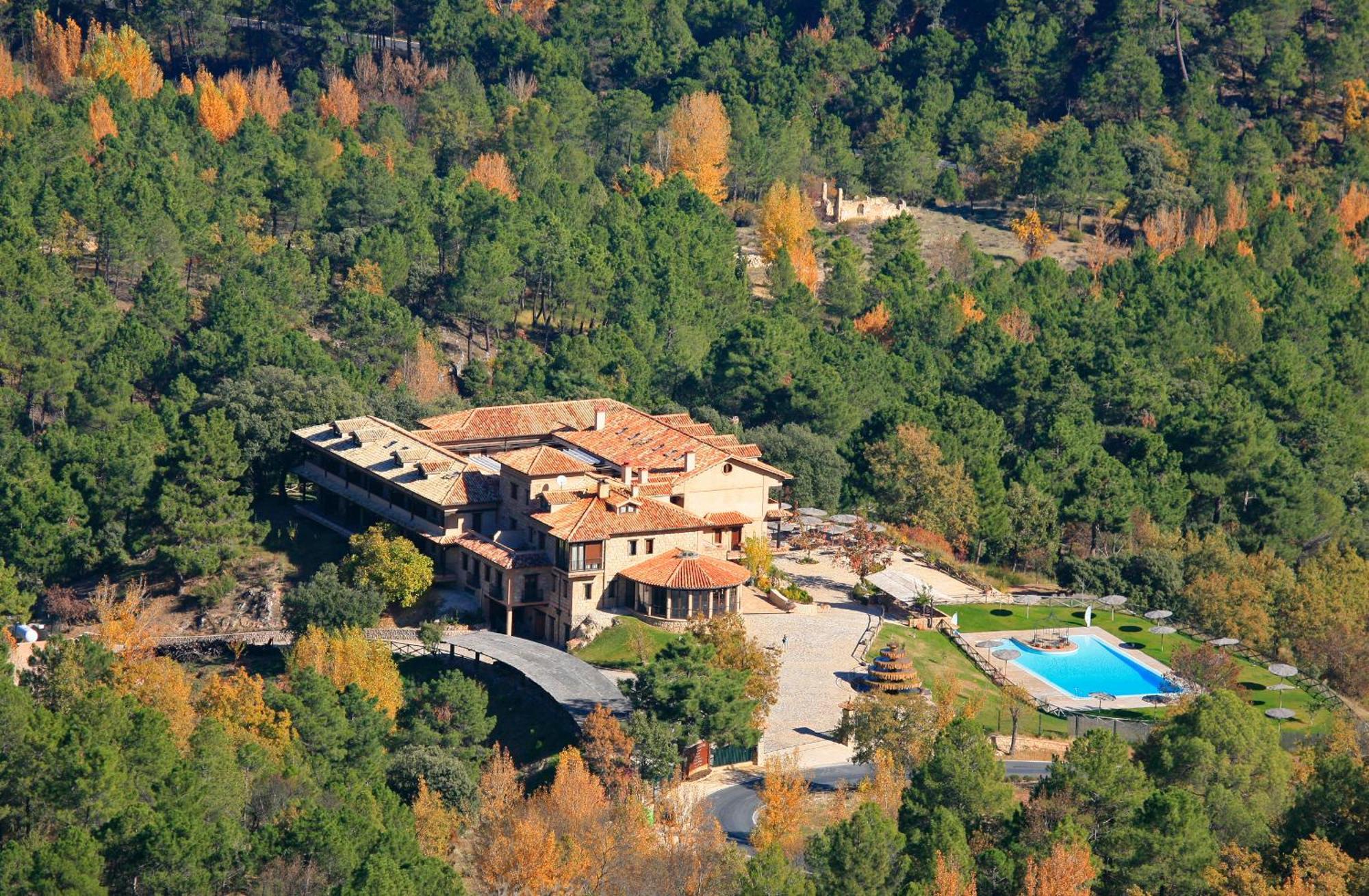 Hotel Coto Del Valle De 4*