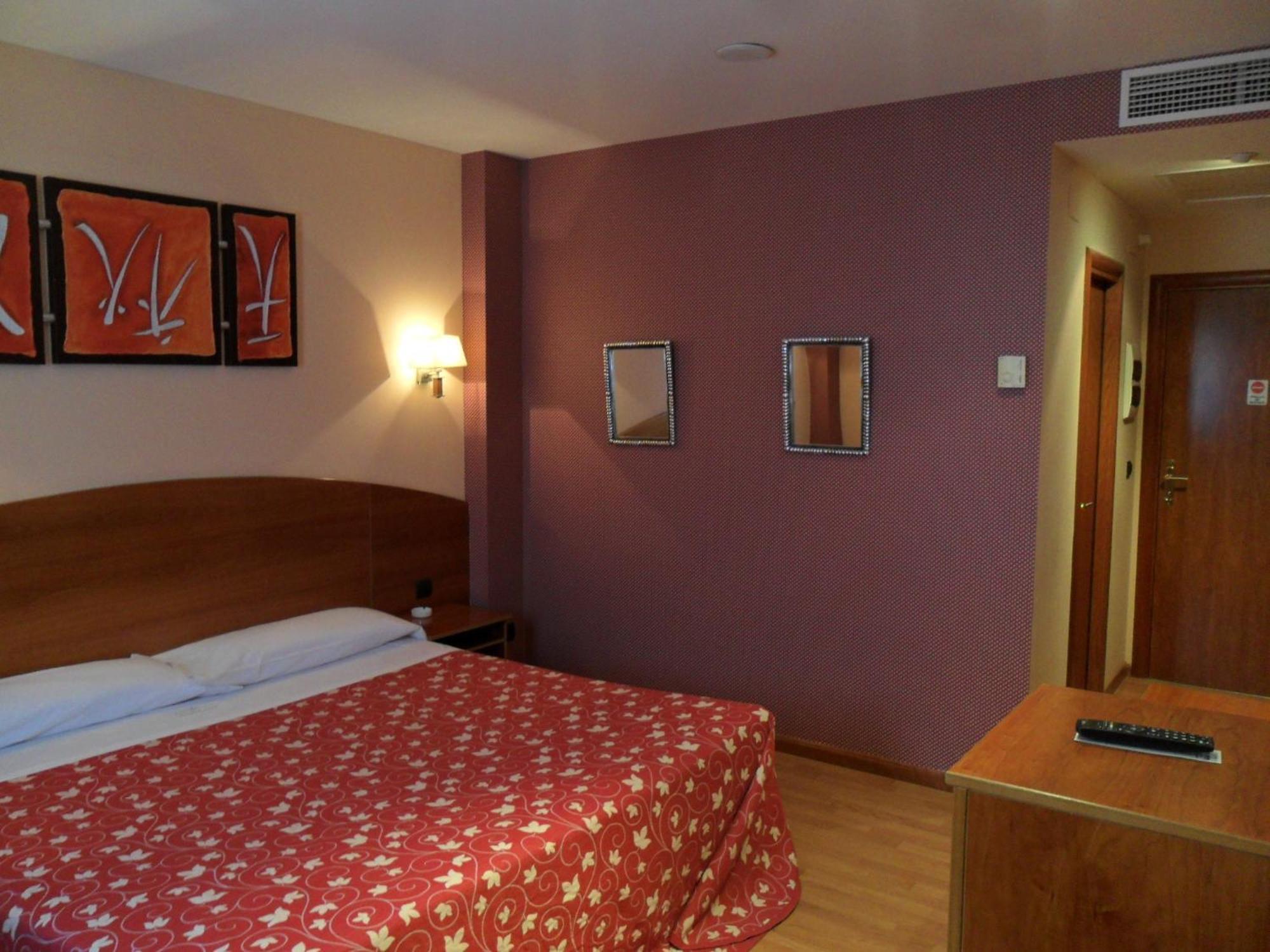 Hotel Emporio