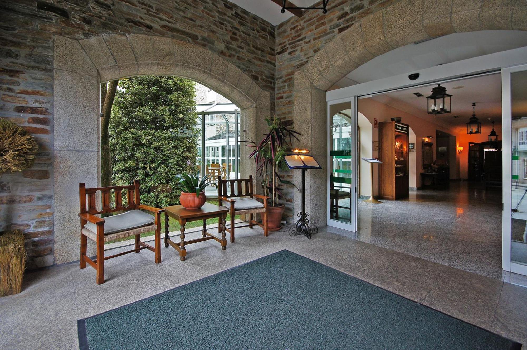 Hotel De 4*