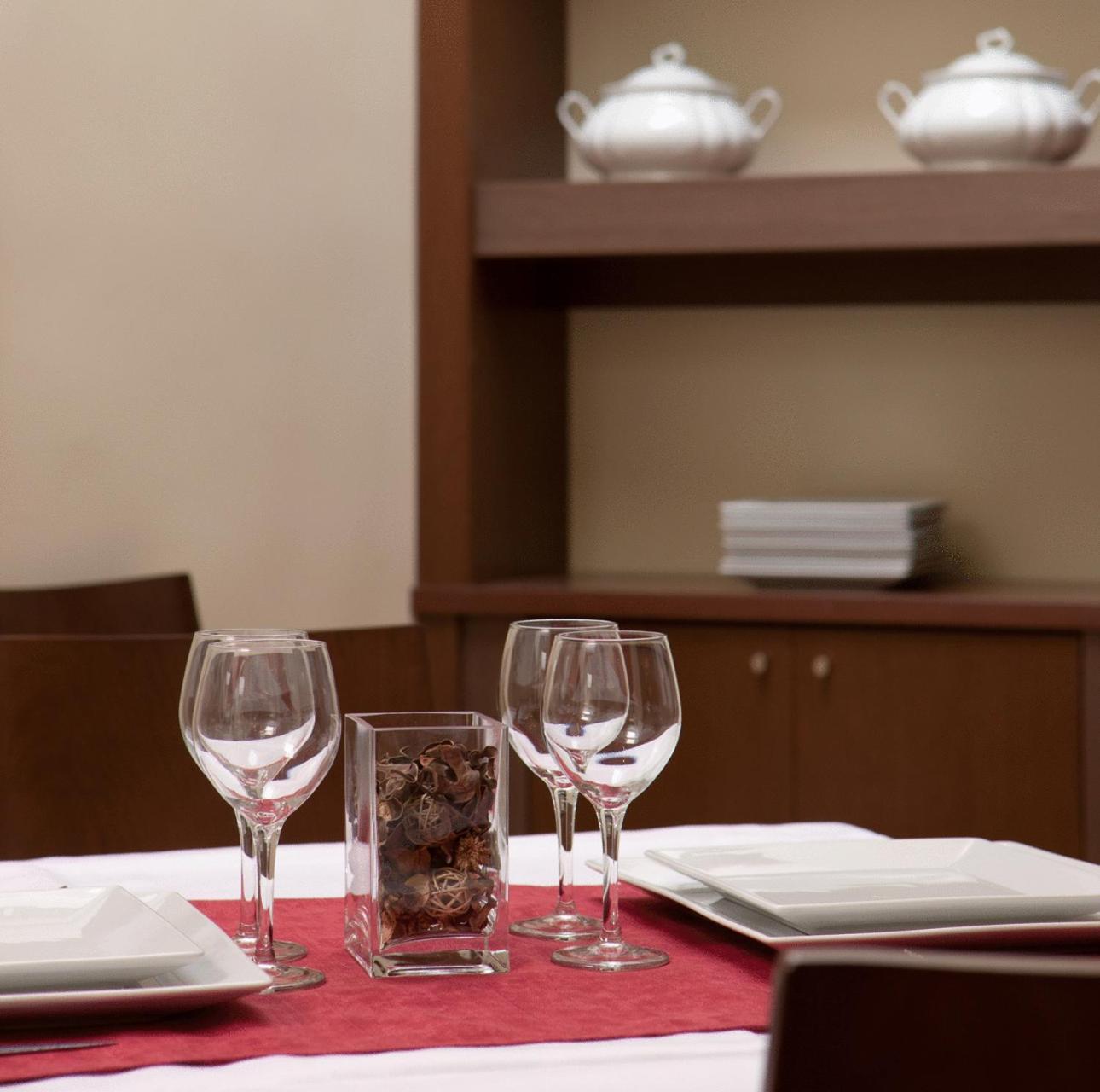 Quino Hotel 2*