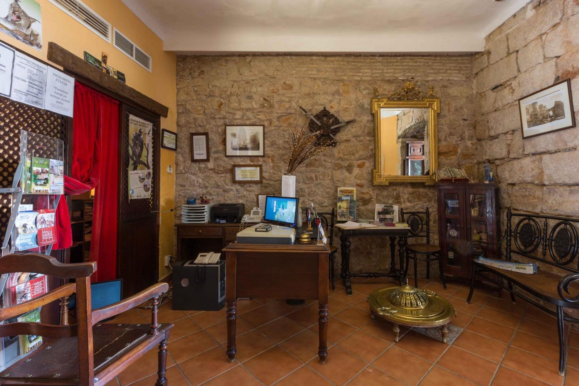 Palacio Guzmanes 3* Baños de la Encina