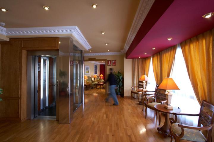 Juanito Hotel La Roda
