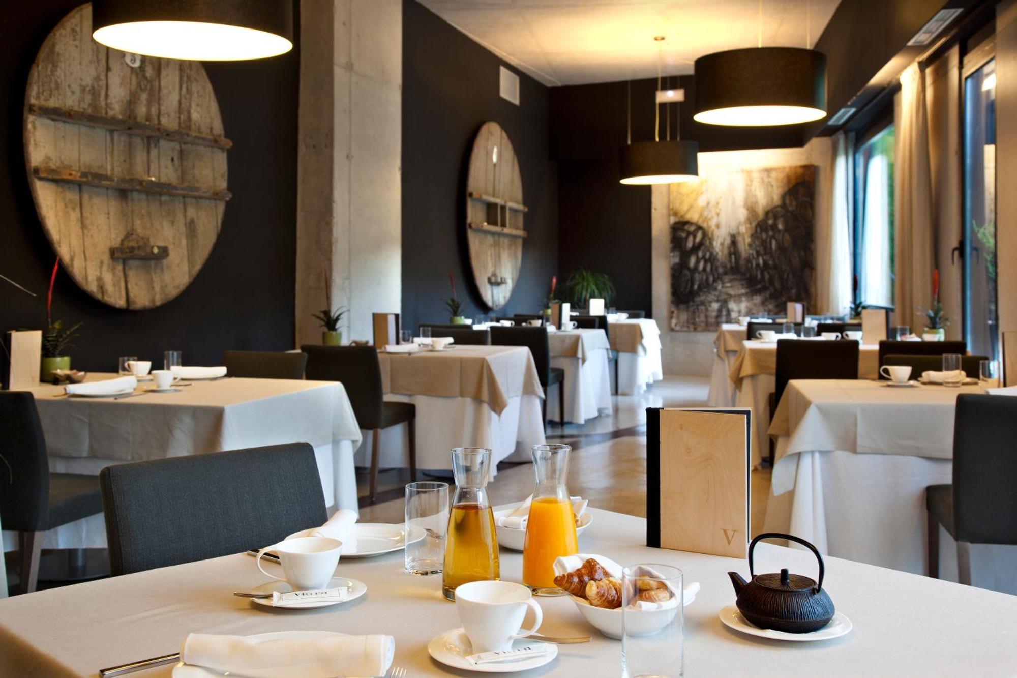 Hotel Viura 4*