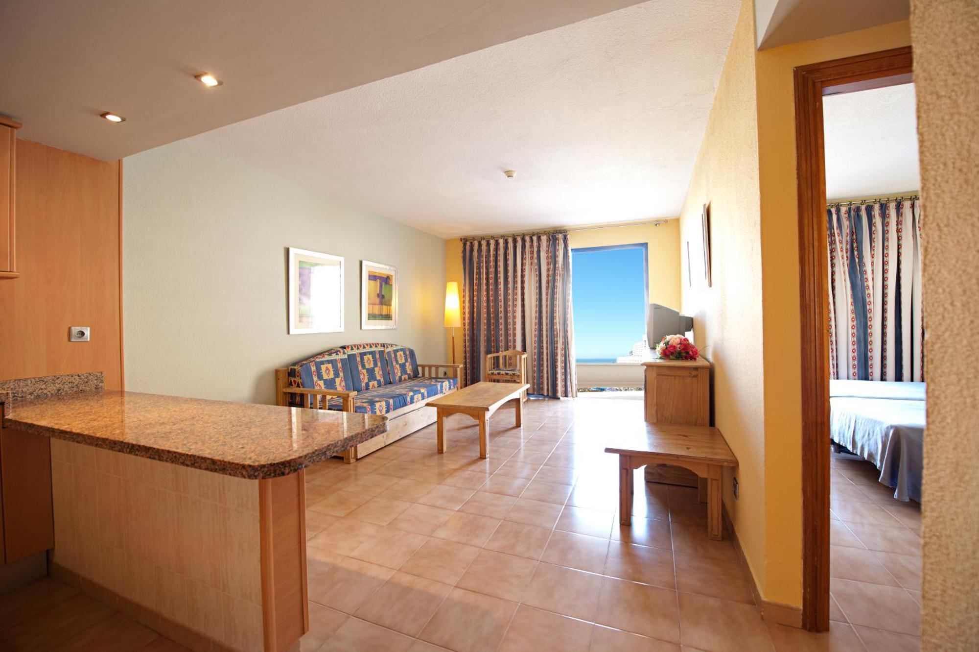 Livvo & Aquapark 3*