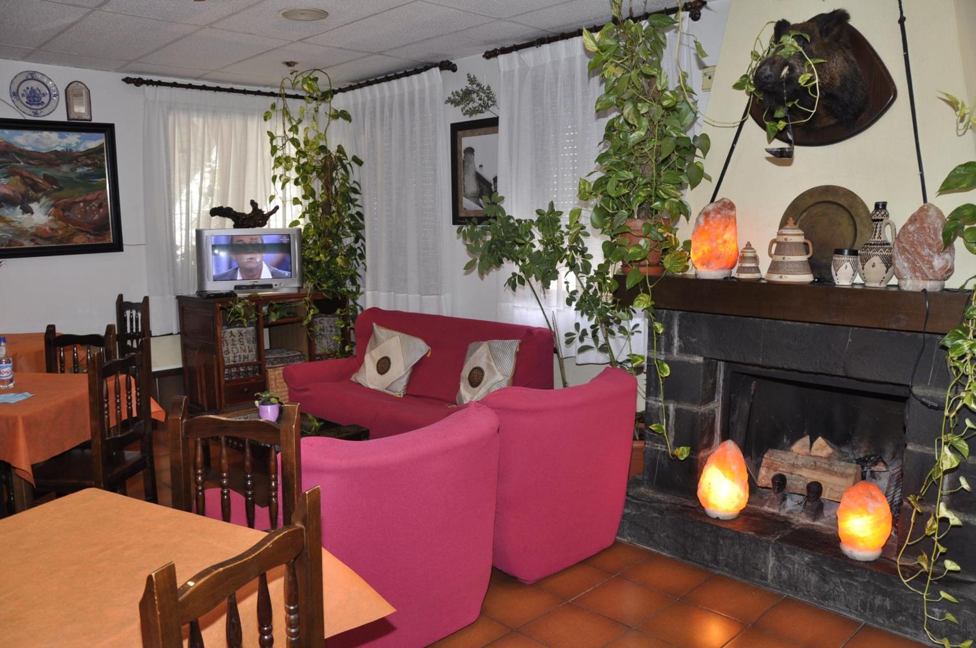 Castillo D'acher Hotel