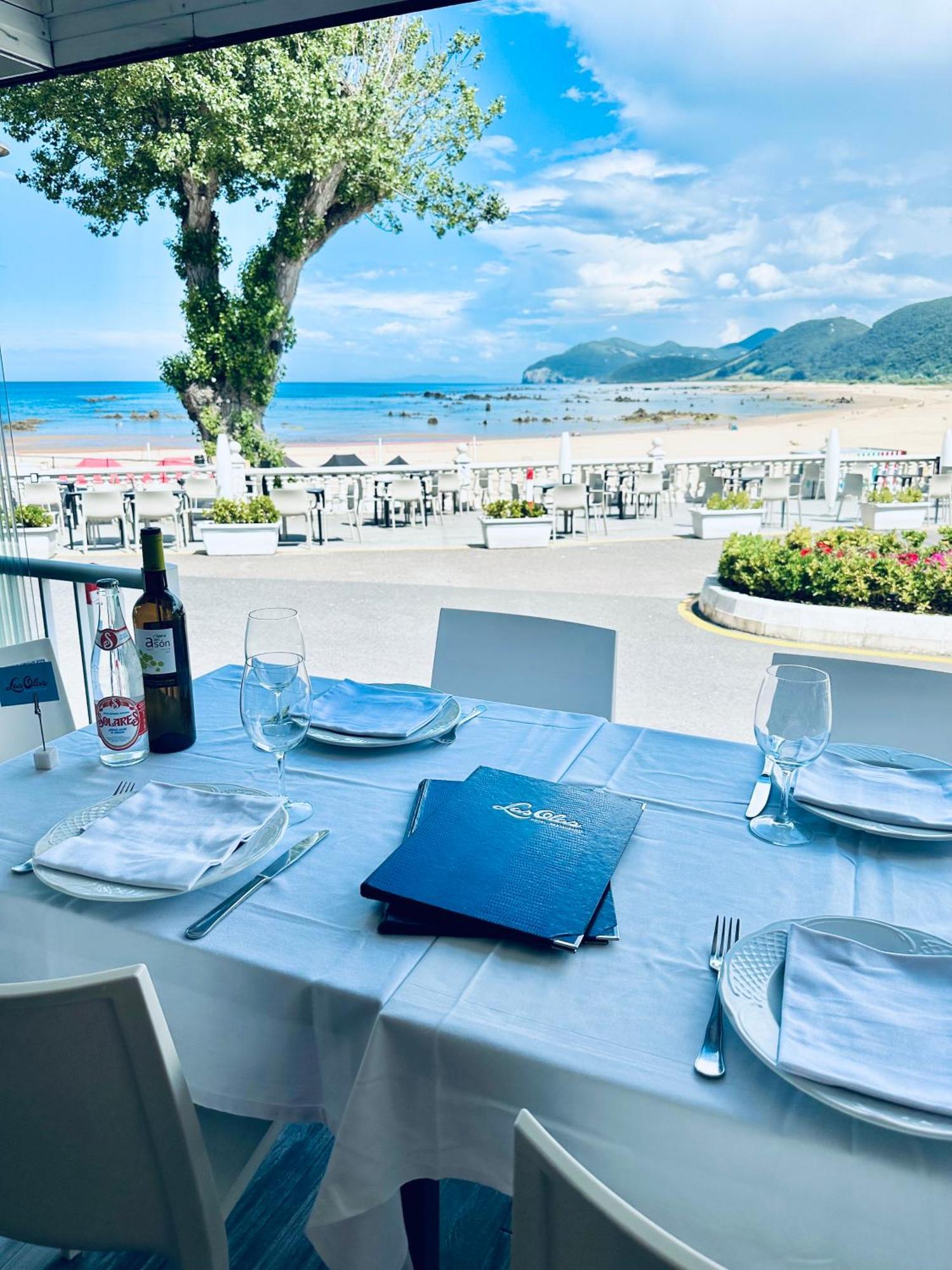 Olas Hotel