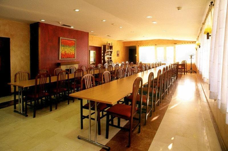 Hotel De Nava