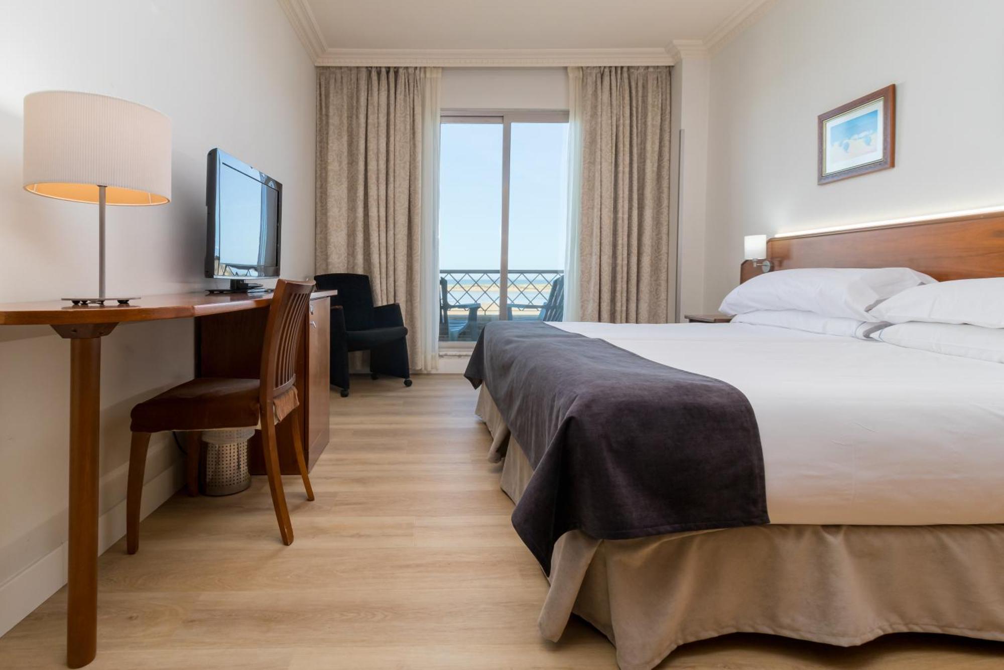 Hotel Milagros Golf Mogro