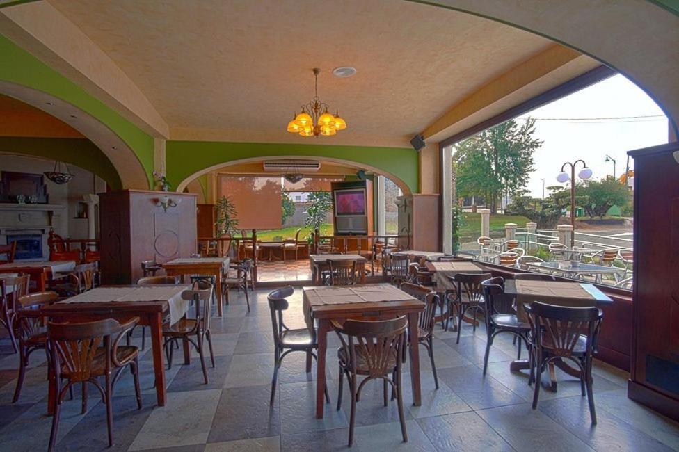 Bos Hotel