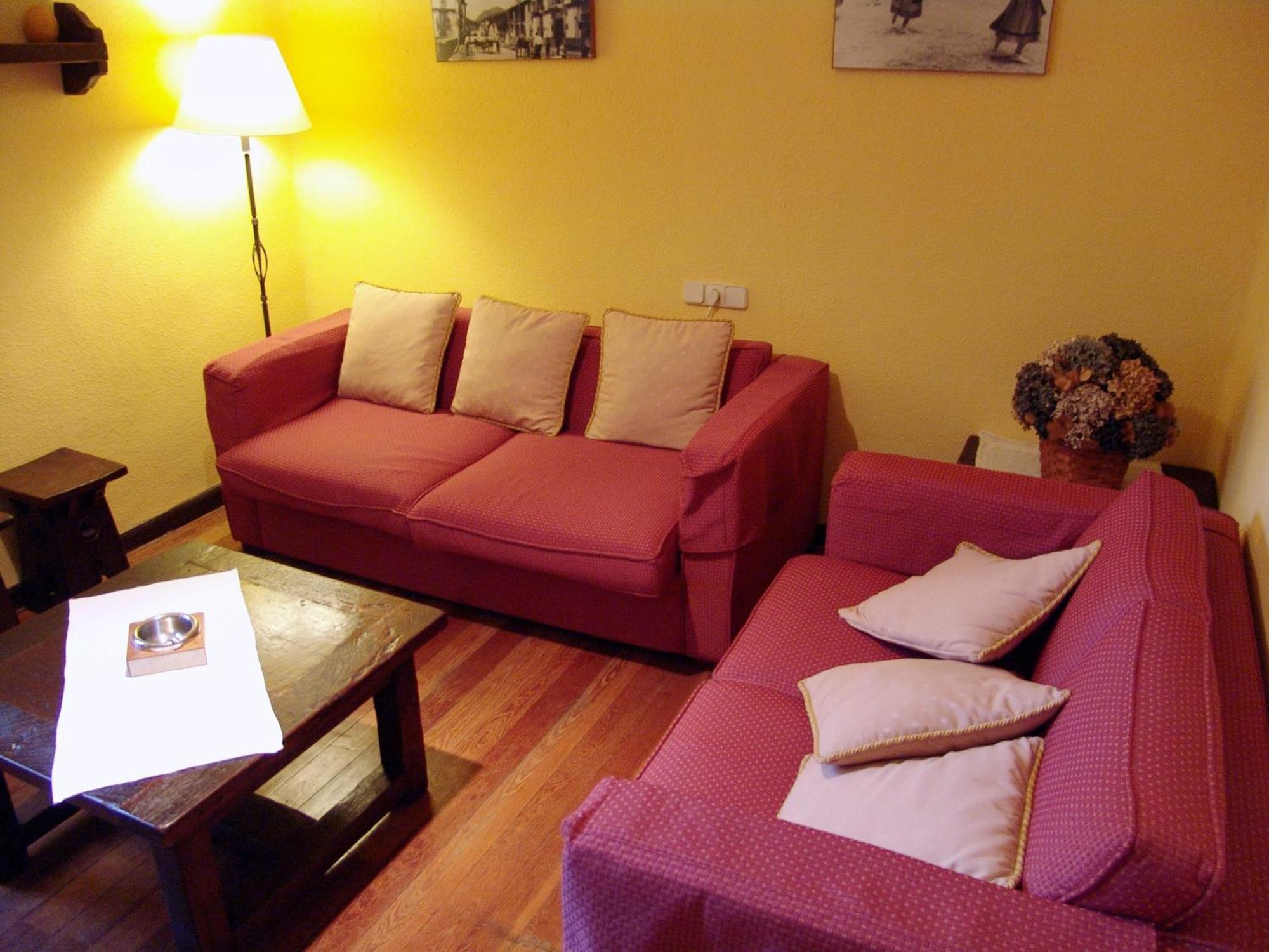 Guest house Ayestaran Ii