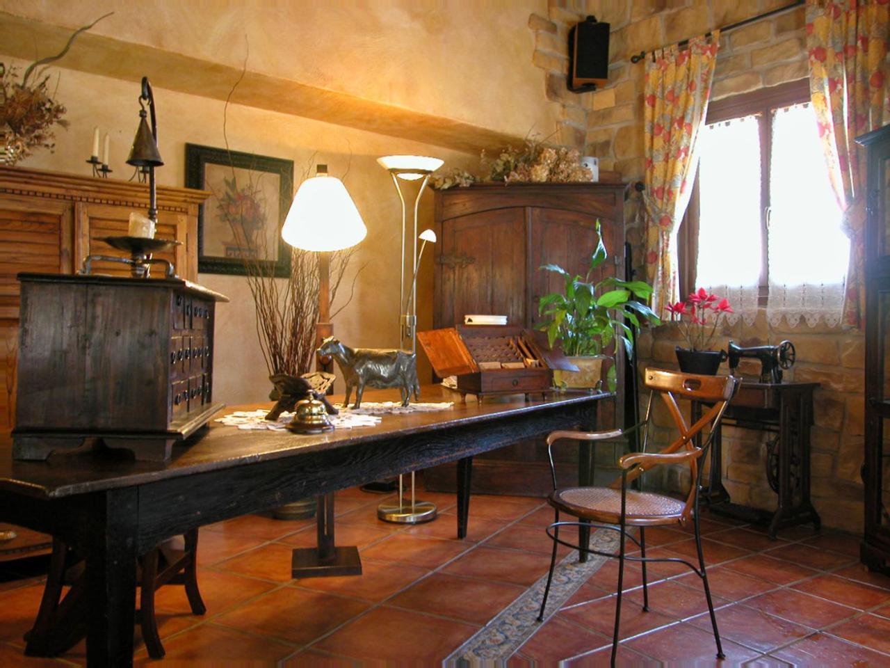 Arostegui Guest house 2*