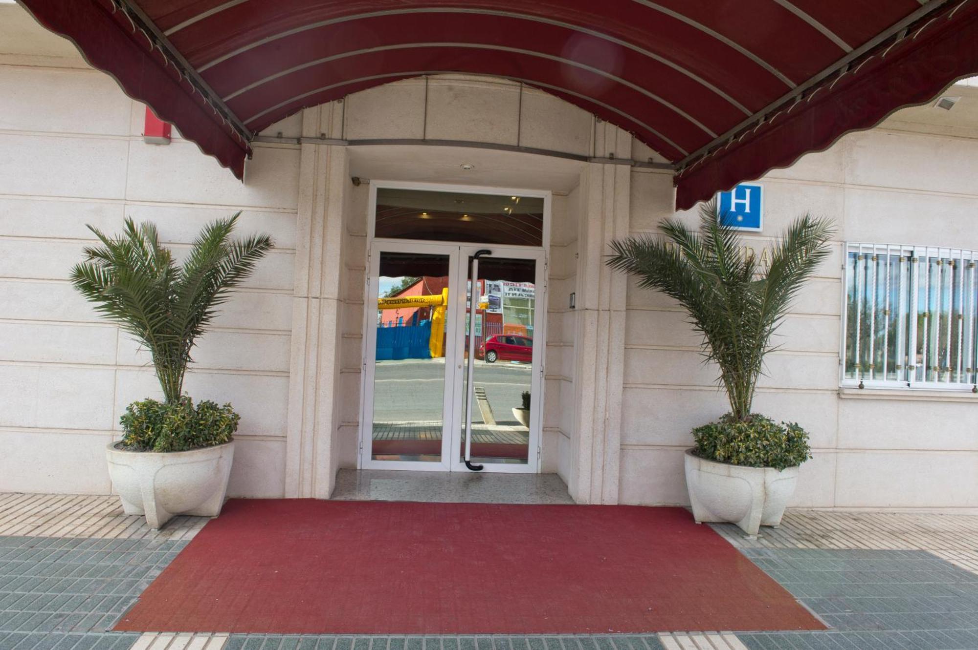 Escudero Hotel 2*