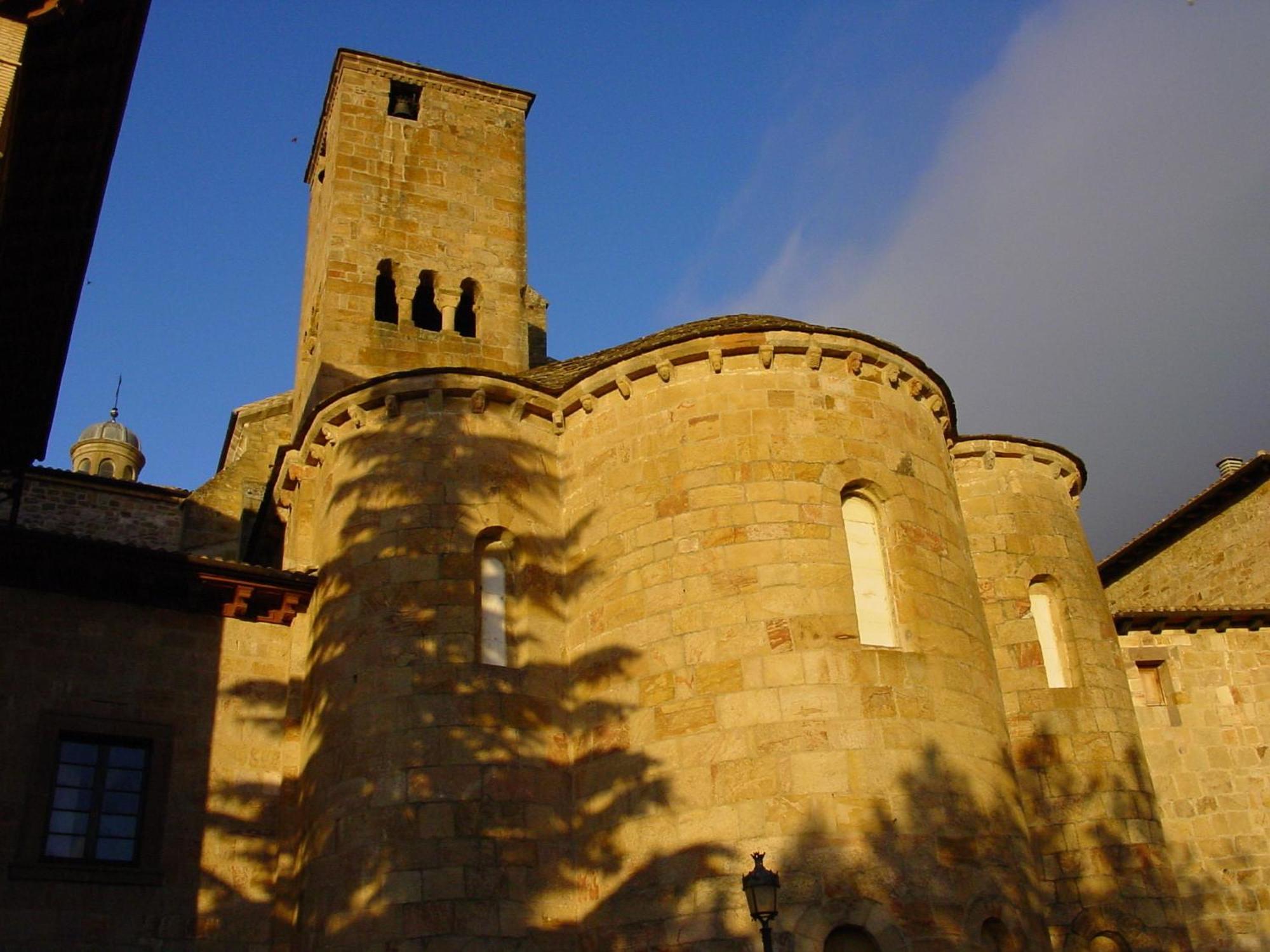 Monasterio De Leyre 2*