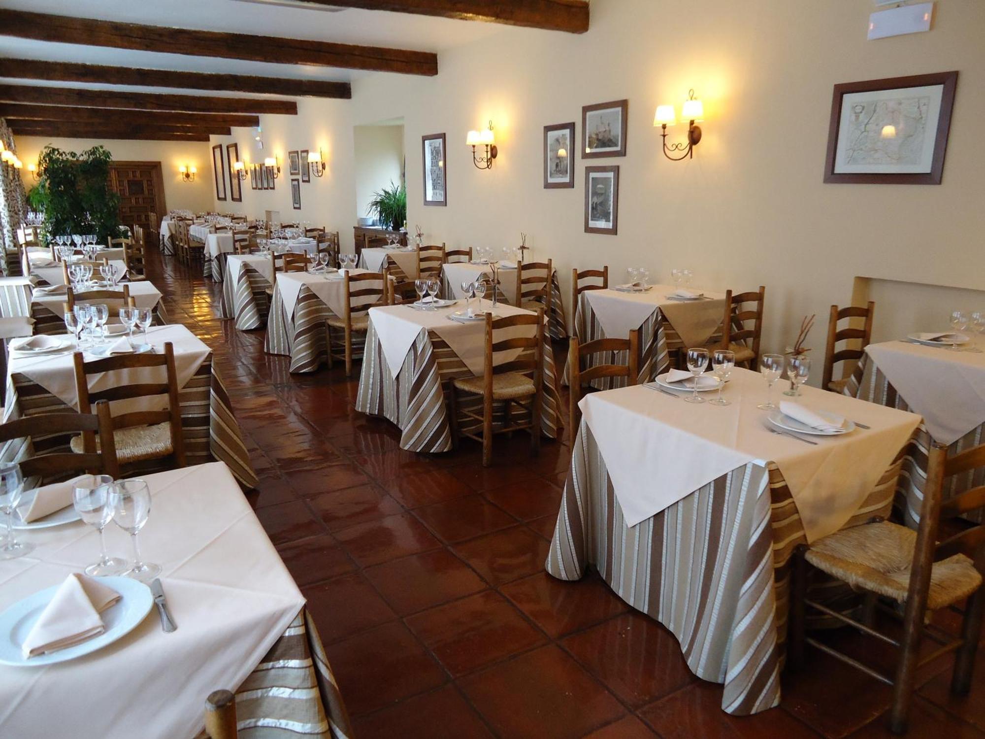 Monasterio De Leyre Hotel