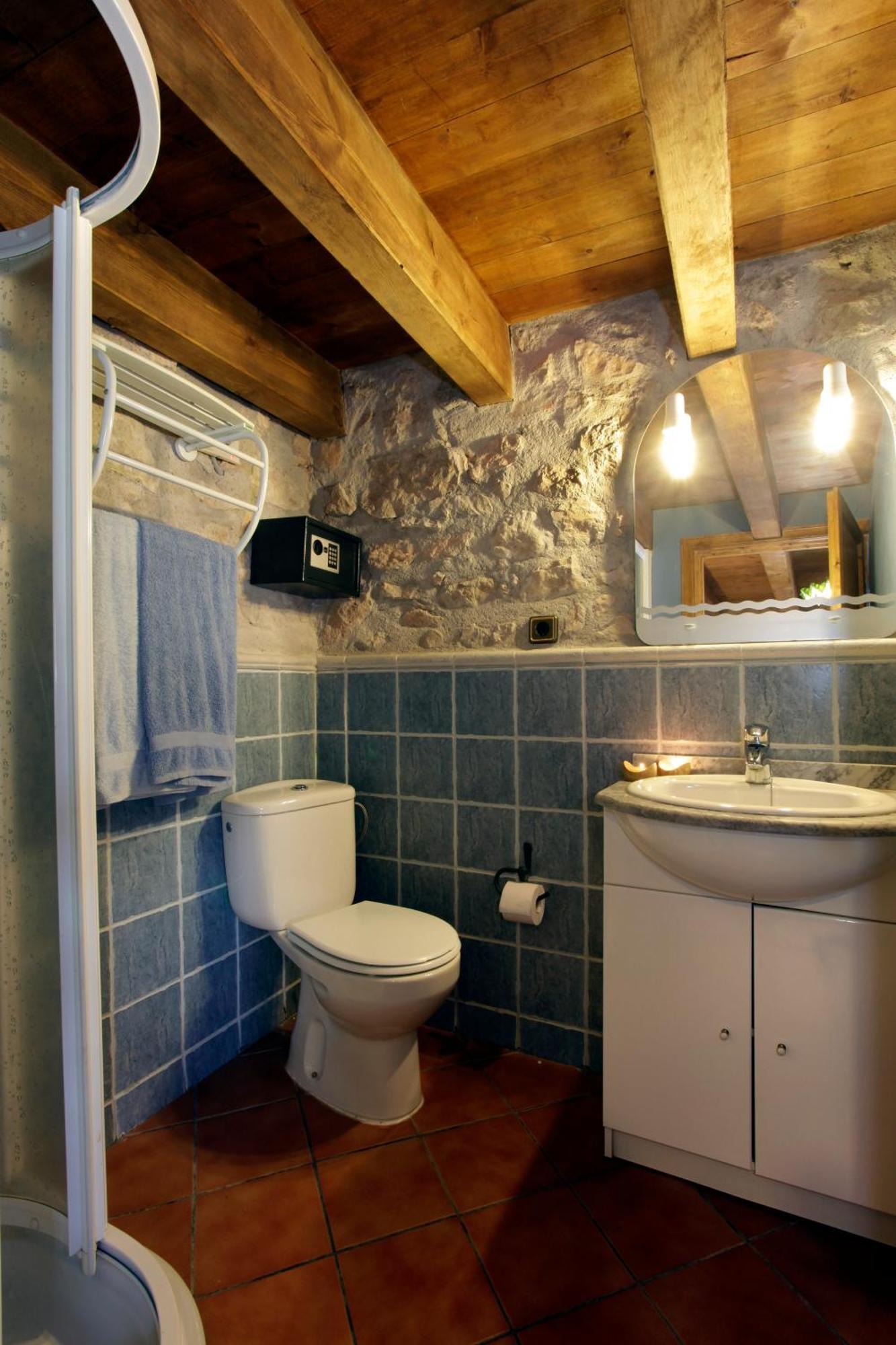 Mas La Planella Masia De Turismo Rural