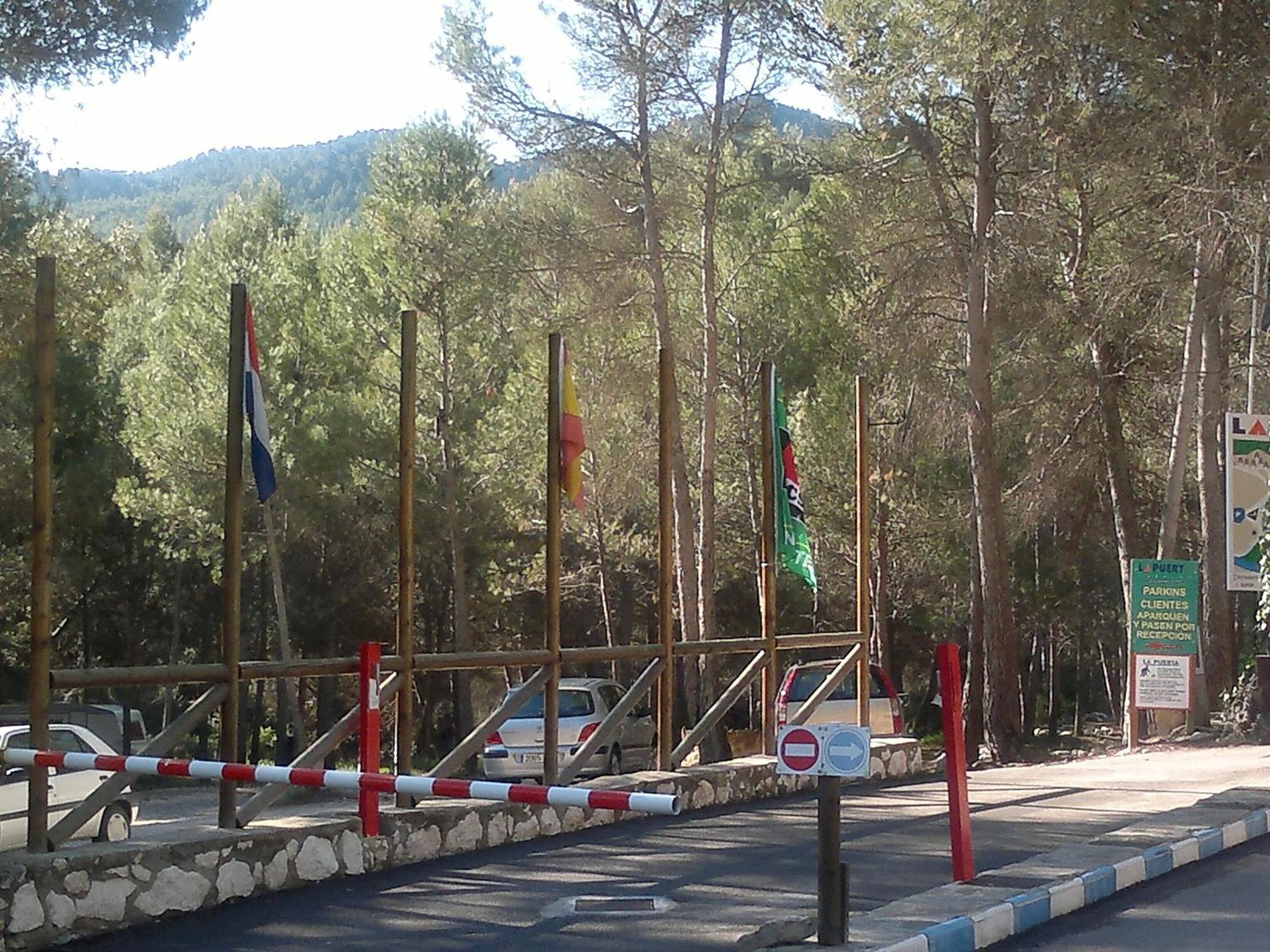 Campsite La Puerta 2*