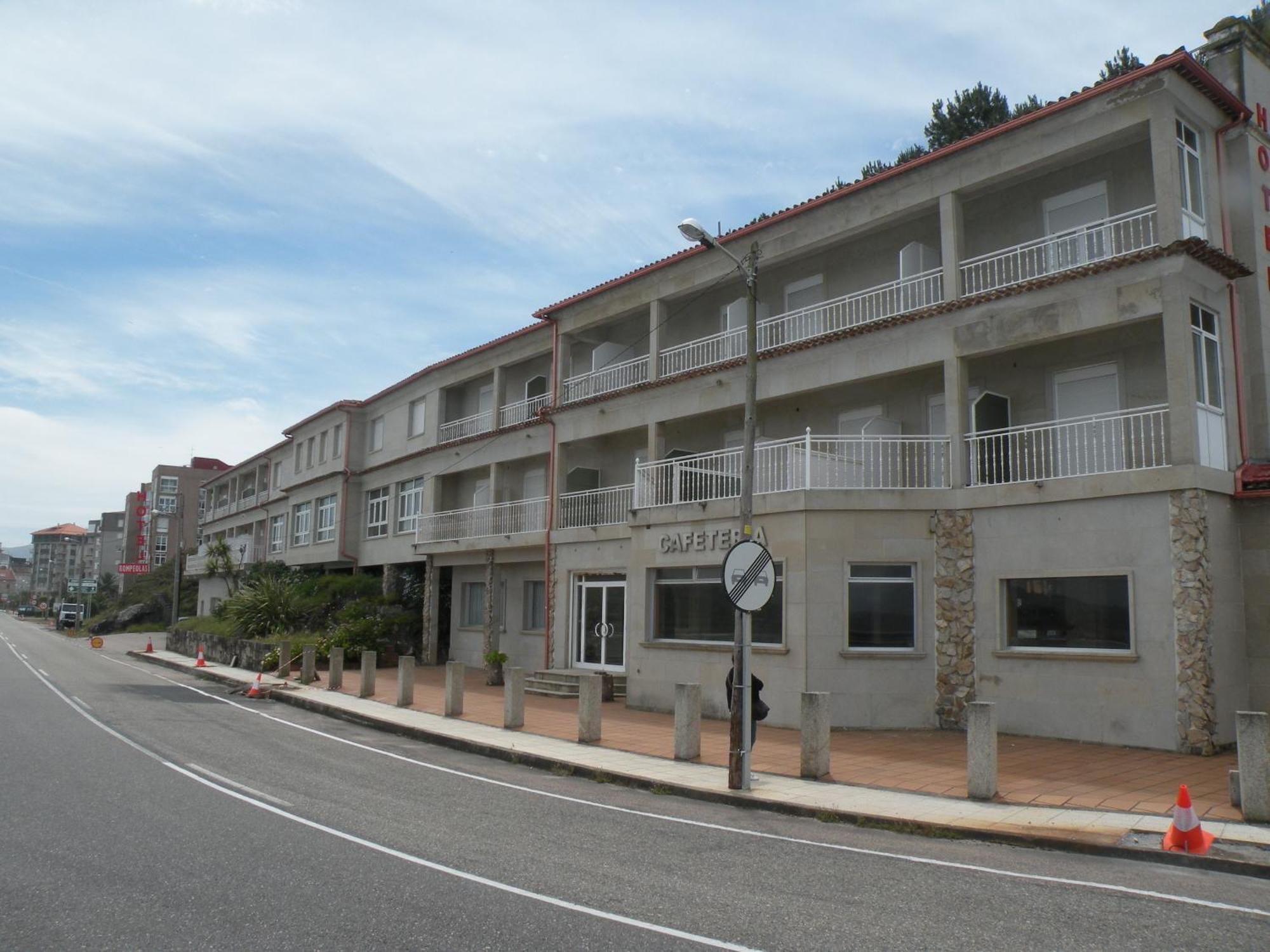 Rompeolas Hotel Baiona