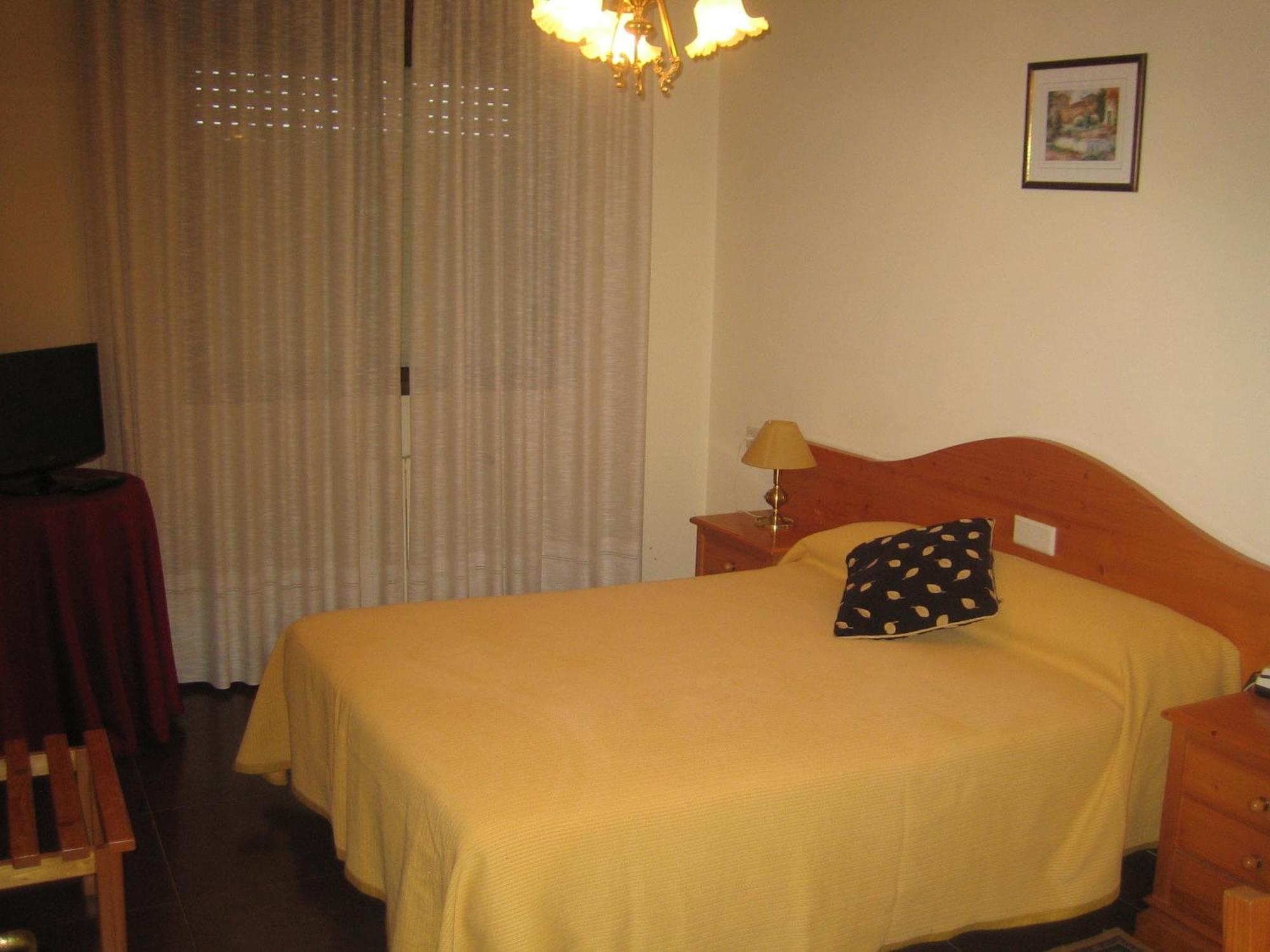 Hotel Chola *