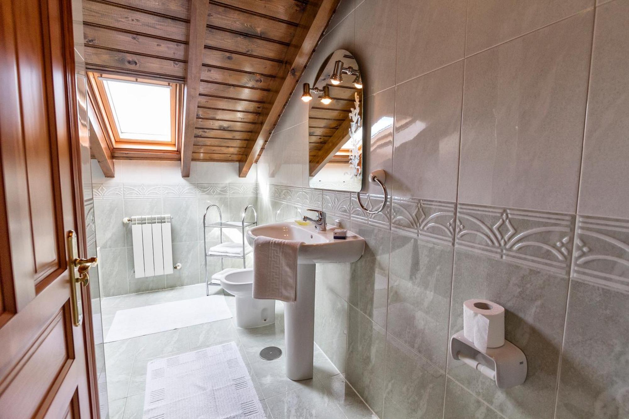 Casa Vacacional Miyares Holiday home La Estrada (Asturias)