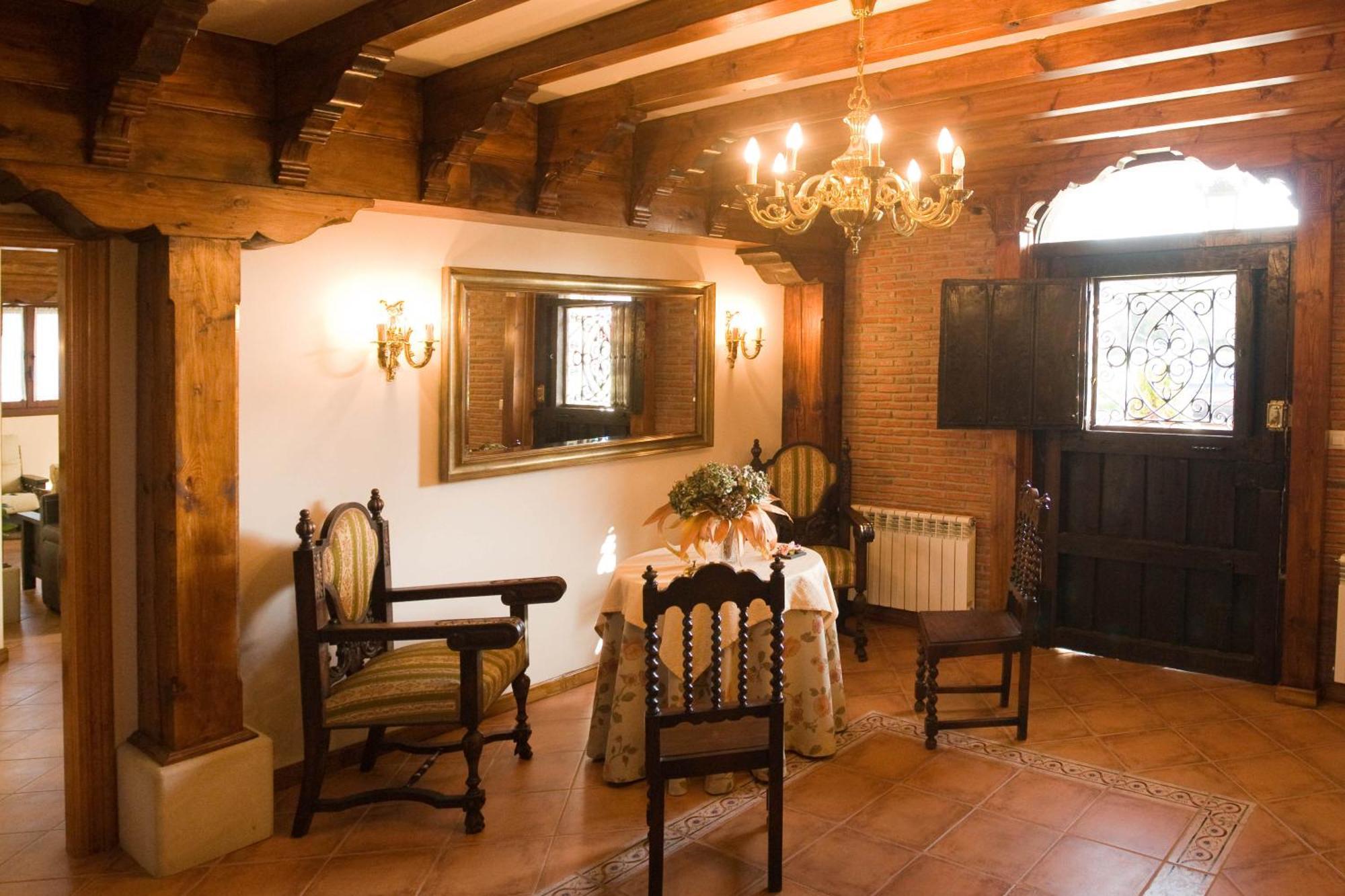 Santa Eulalia Country house *
