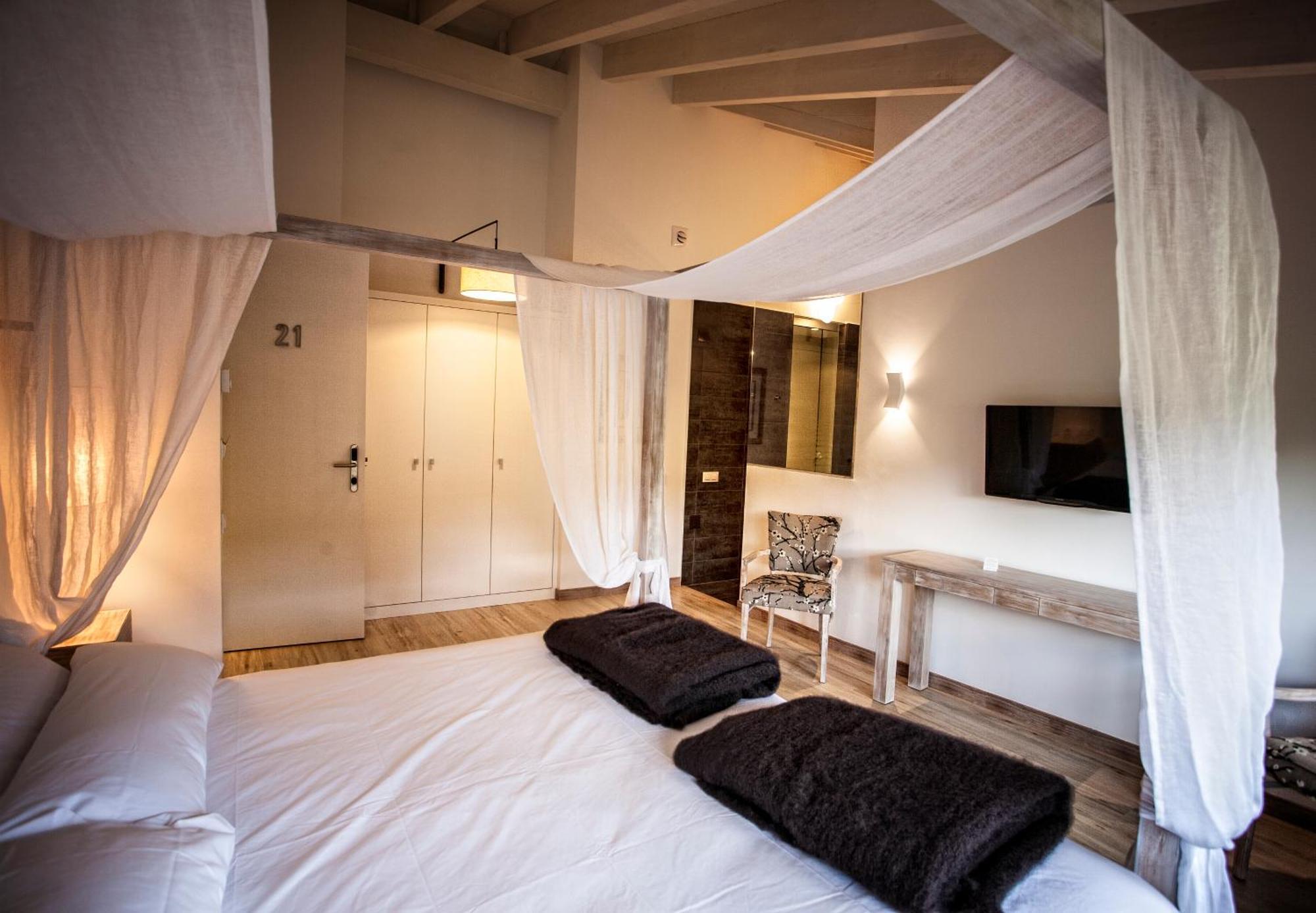 Hotel Pura Vida 3*
