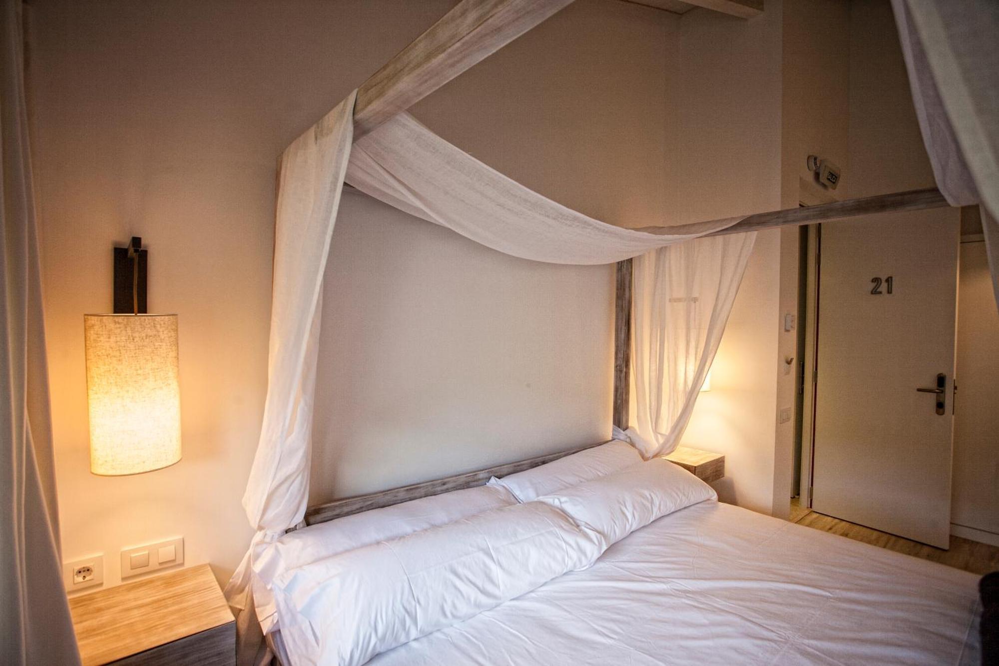 Hotel Pura Vida Valganon