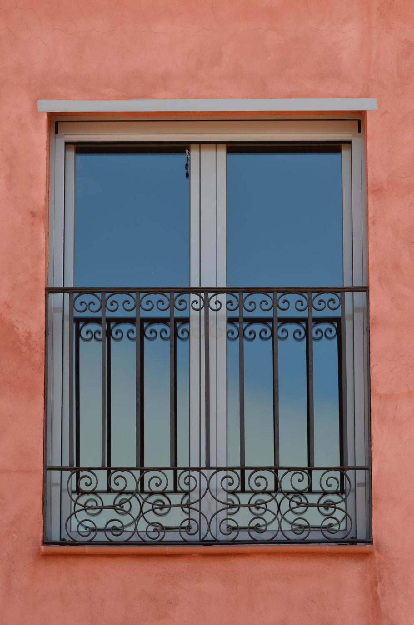 San Miguel Del Valle Amblés 3*