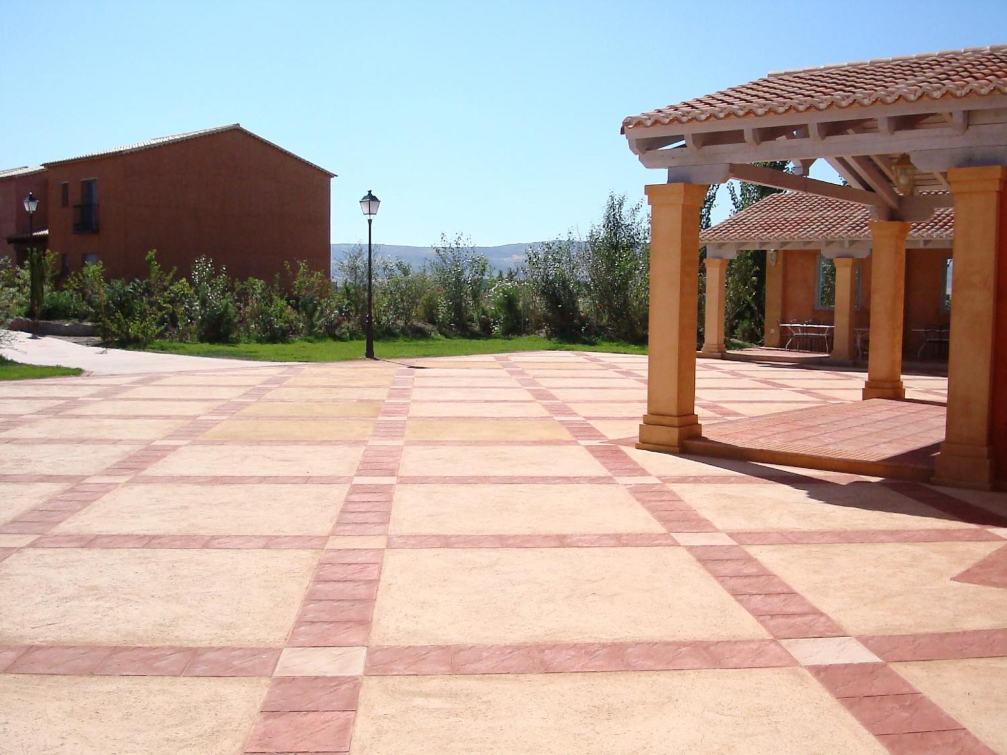 San Miguel Del Valle Amblés Hotel