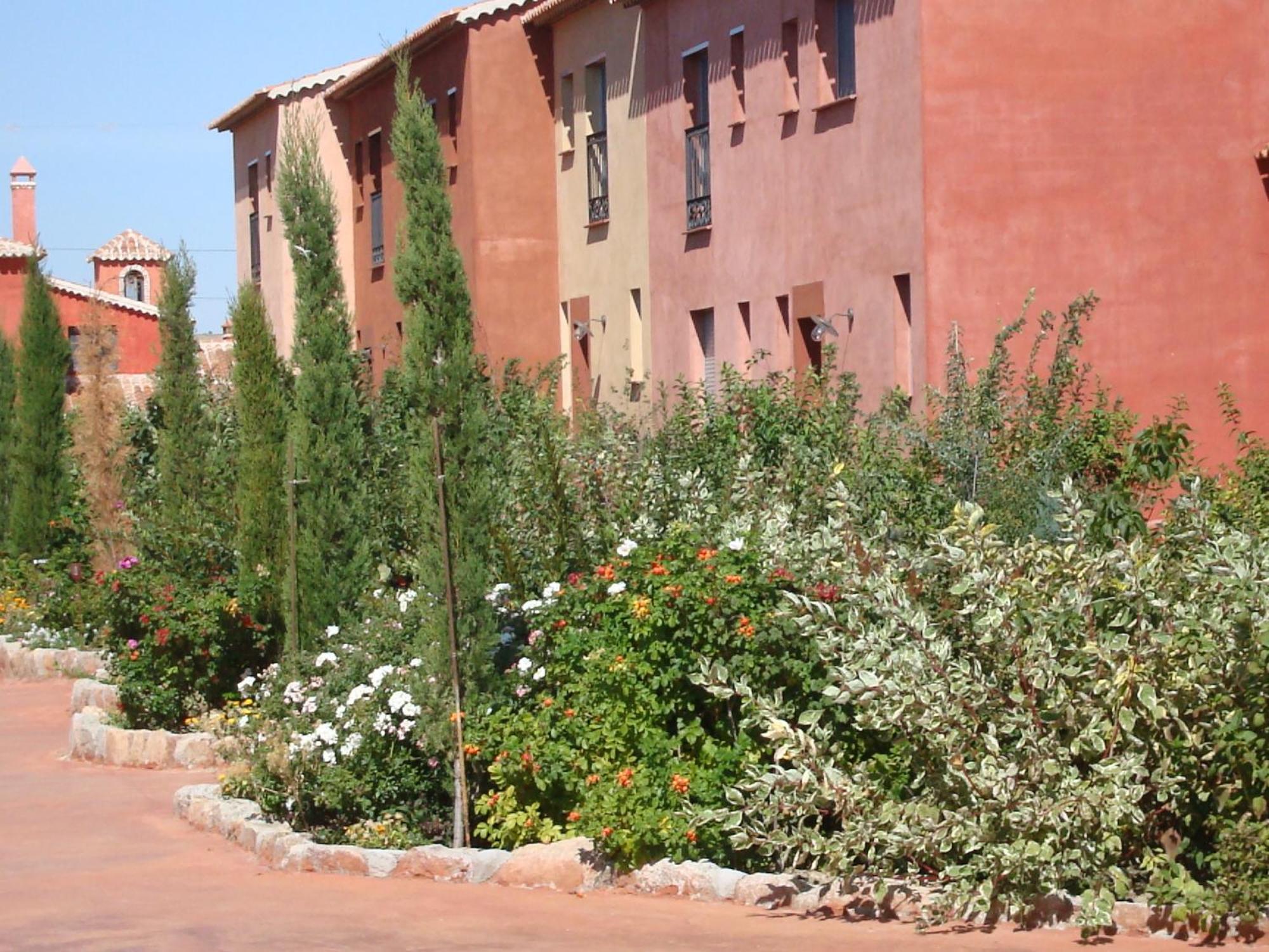 San Miguel Del Valle Amblés Hotel