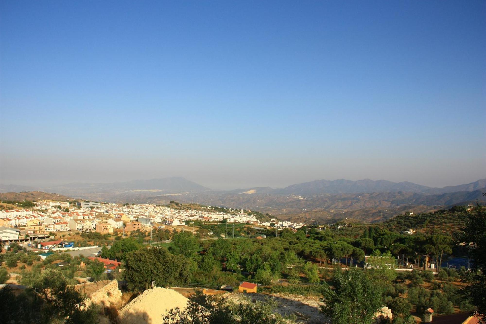 Camping Sierra De Nieves 2*