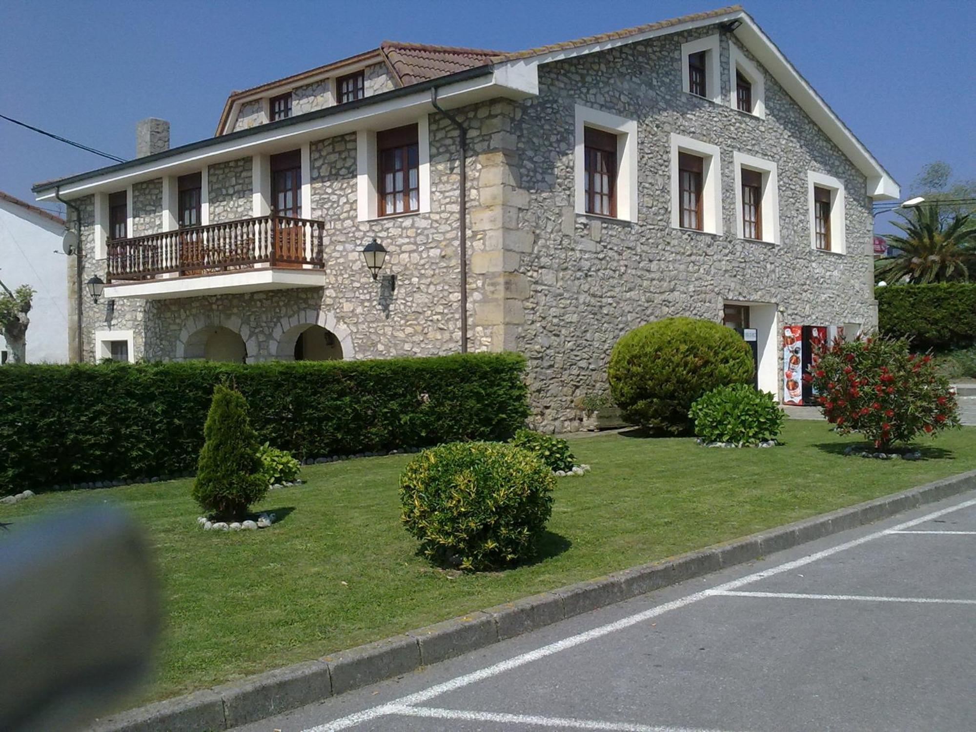 Hostel Playa De Langre Langre (Cantabria)