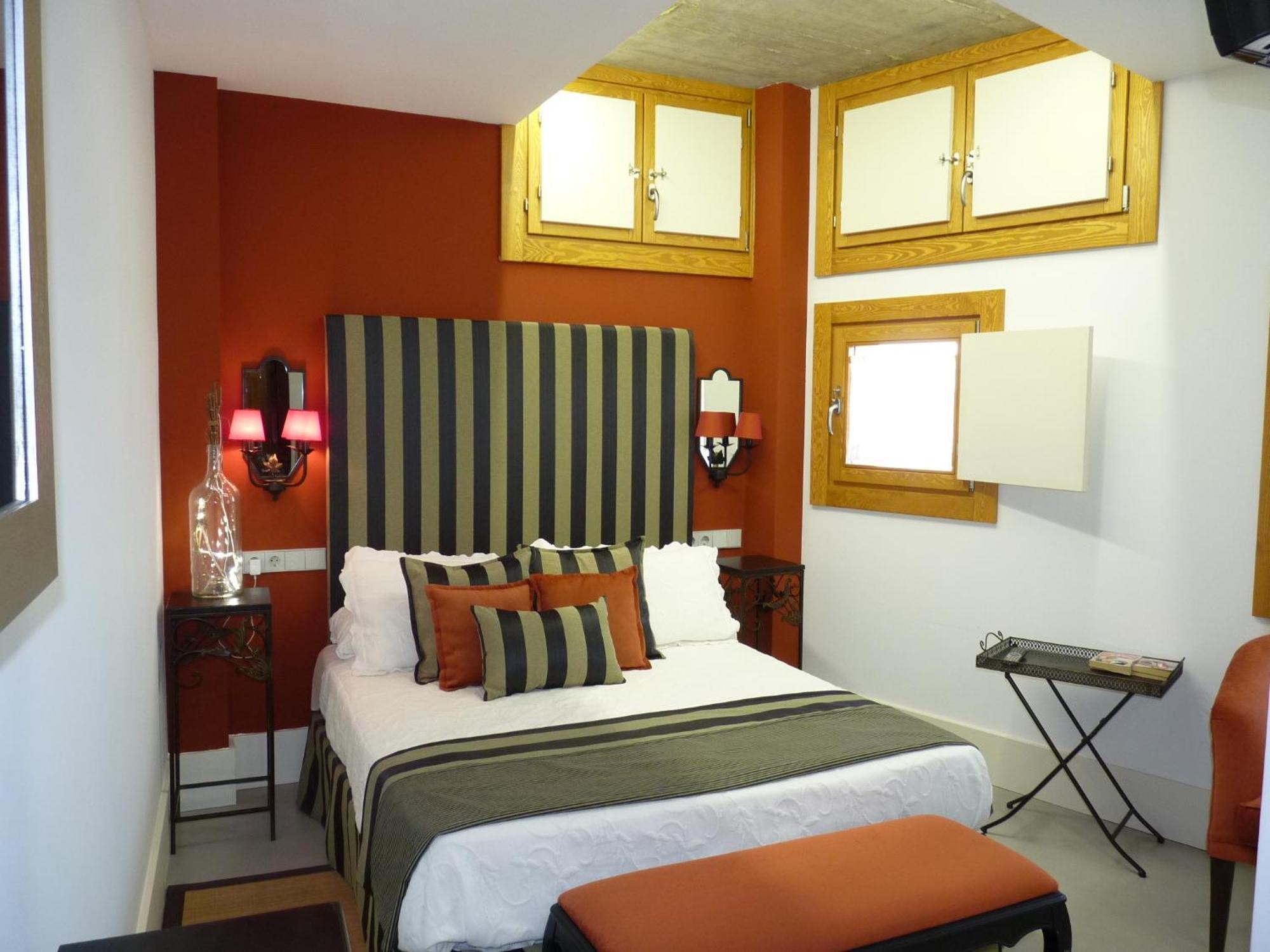 Calaos De Hotel *