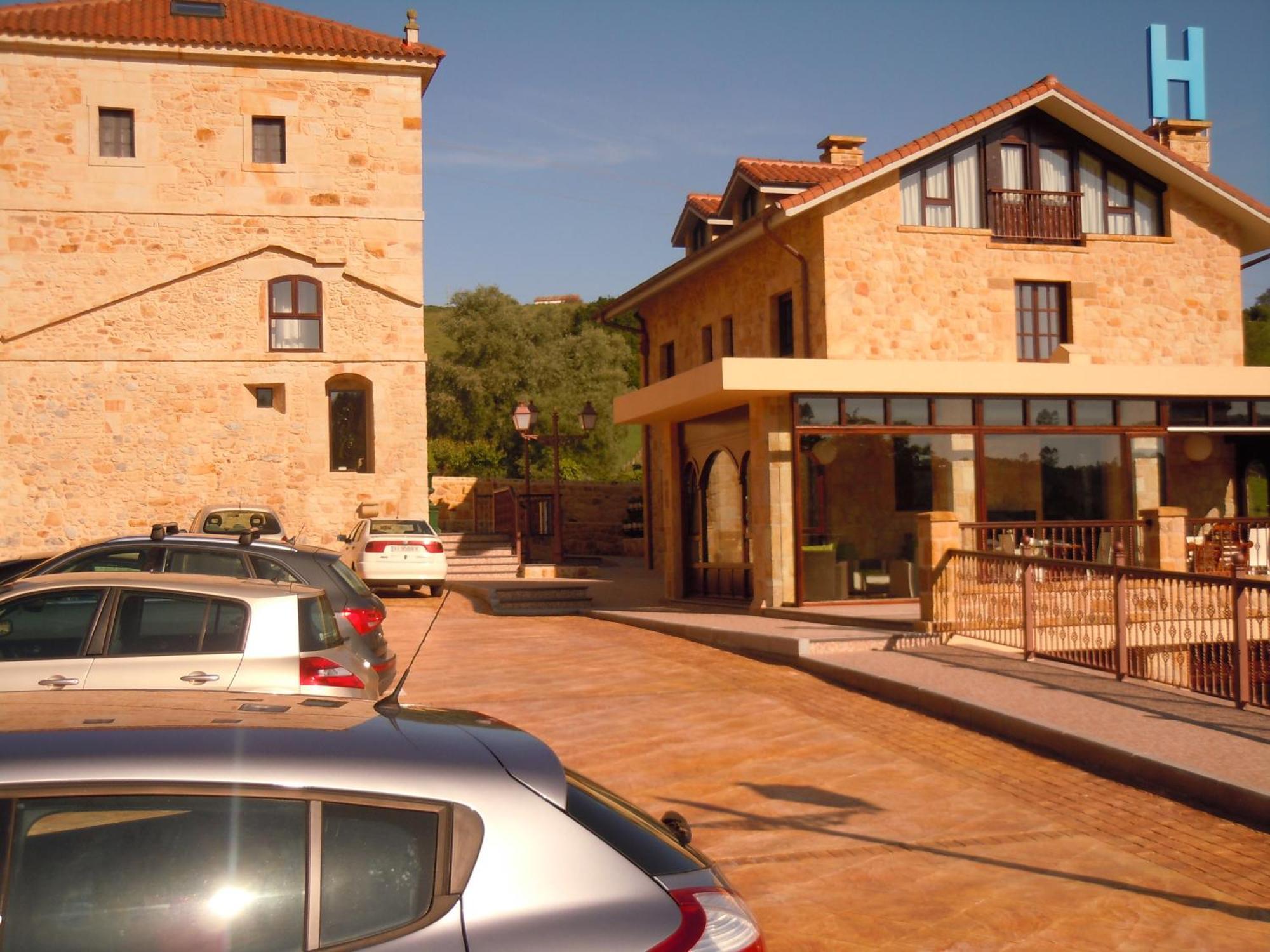 La Torre De Isla & 3* Beranga