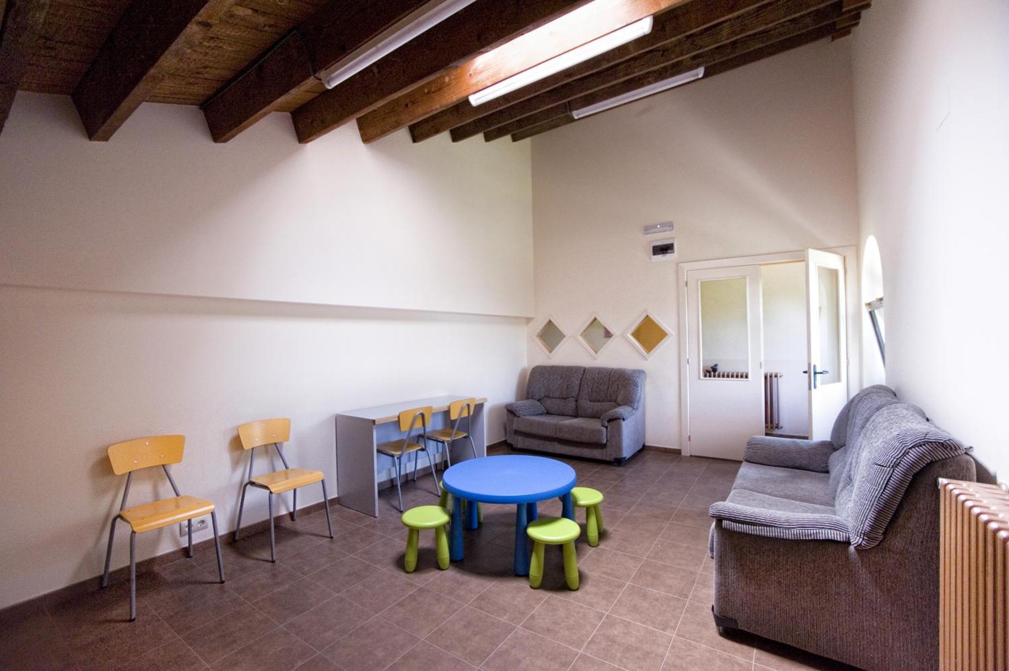 Hostel Alberg Santa Maria Del Roure