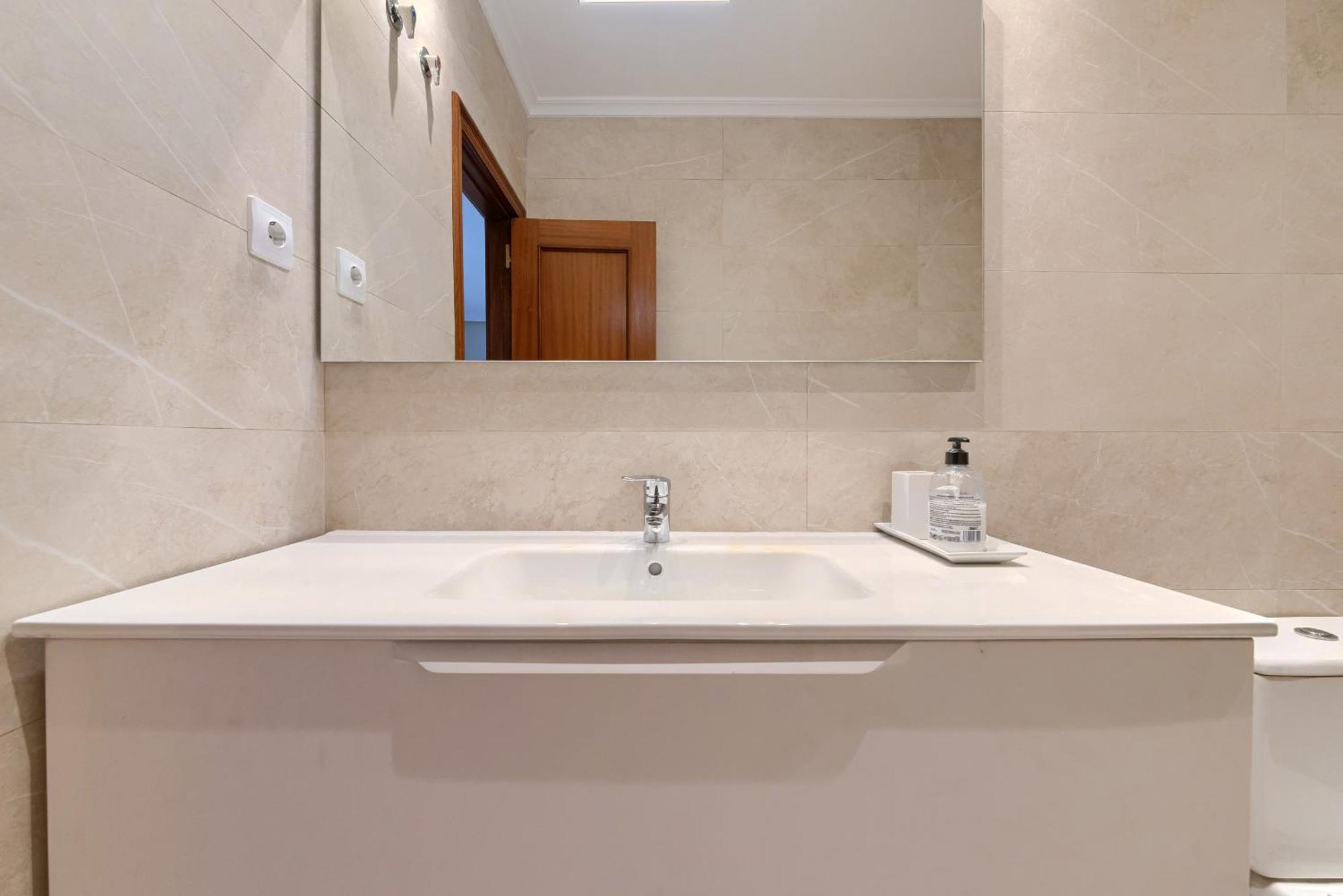 ático Con 2 Terrazas, 25m2 Cada By Urban Hosts