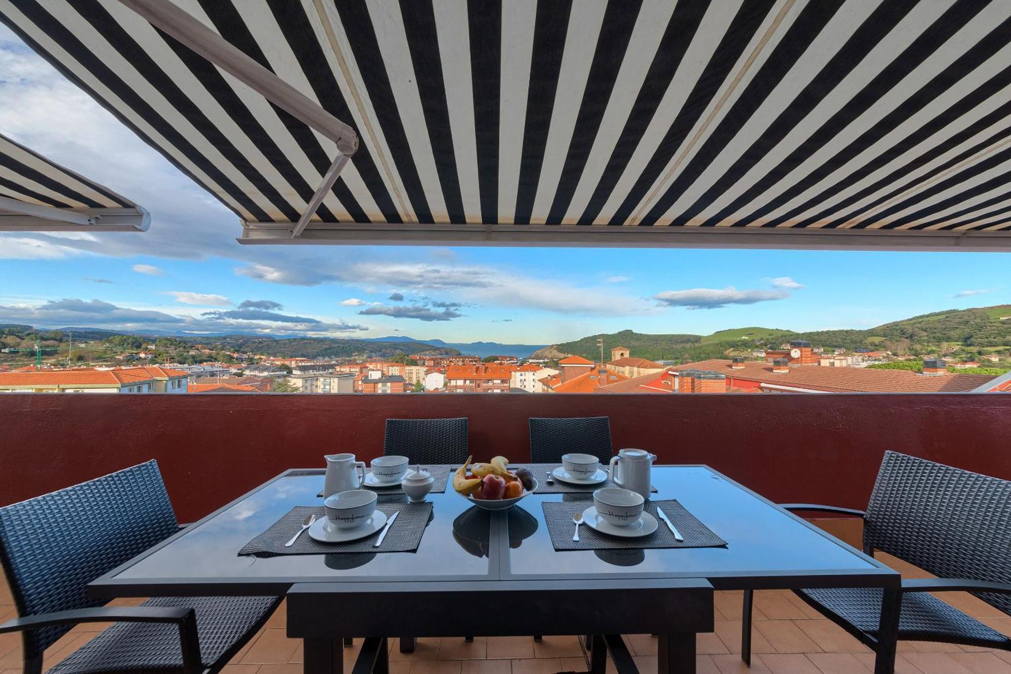 ático Con 2 Terrazas, 25m2 Cada By Urban Hosts