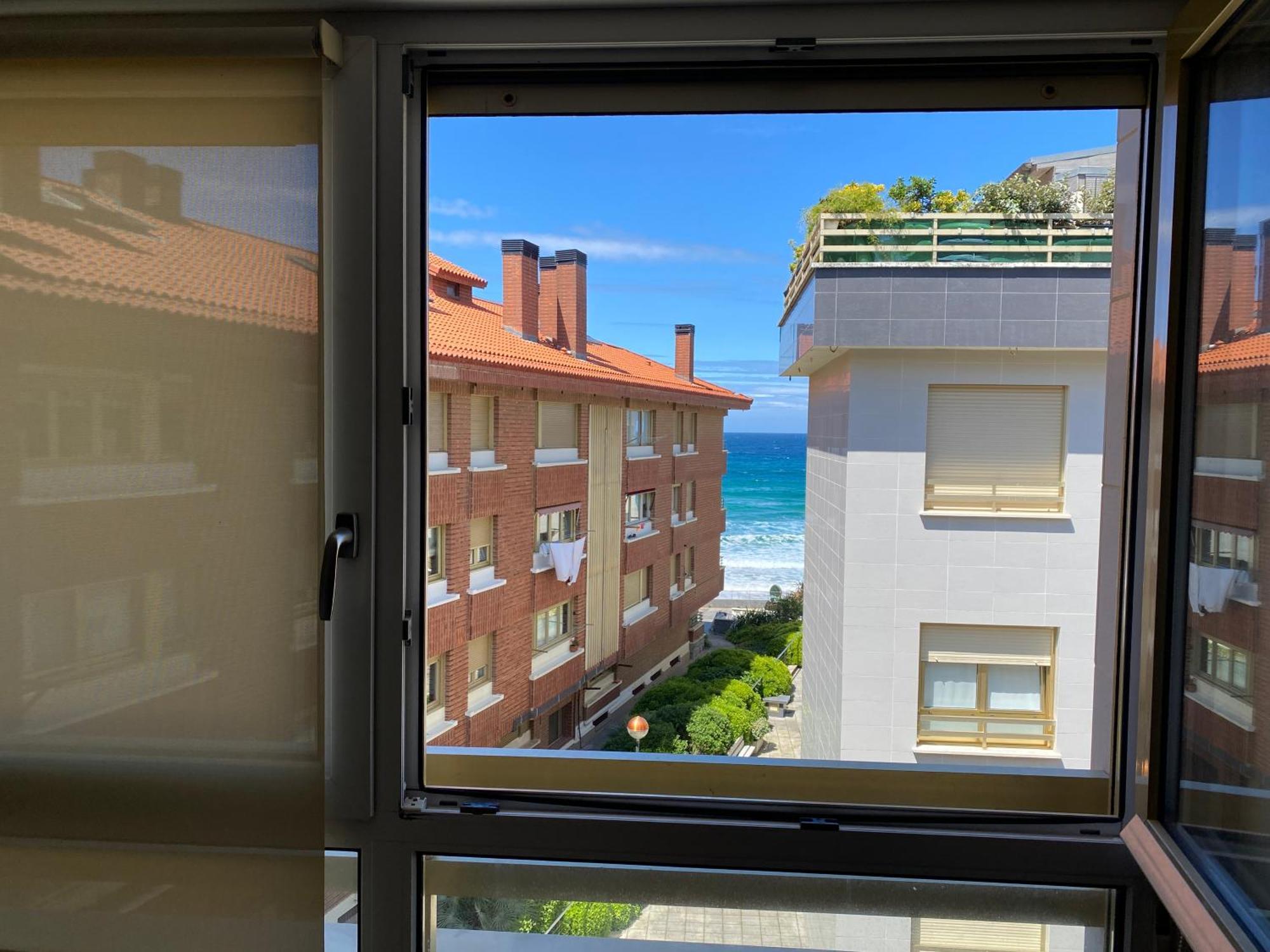 Apartamento Santillana Vistas Mar, Parking, Tablas De Surf Y Bicicletas