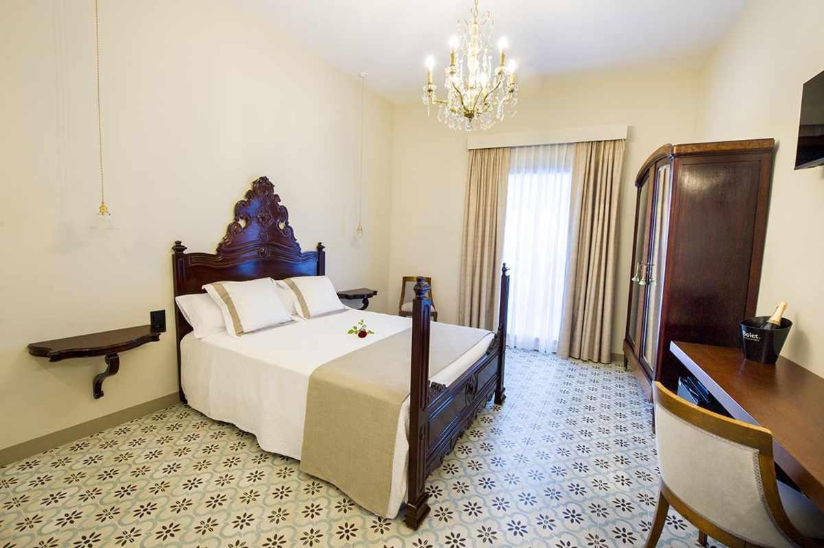 Bolet Casa Modernista Bed and breakfast Castellvi de la Marca
