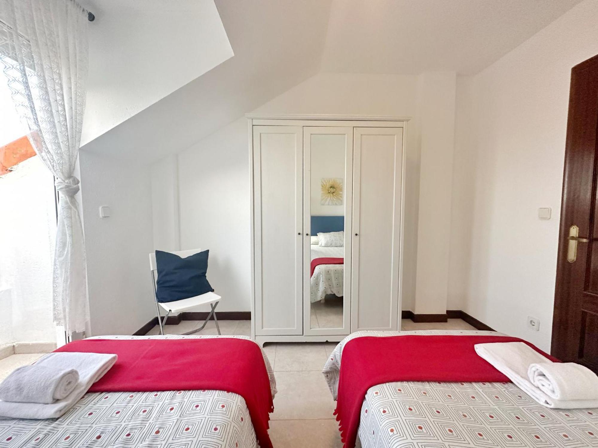 Ria De Ajo Apartamento *