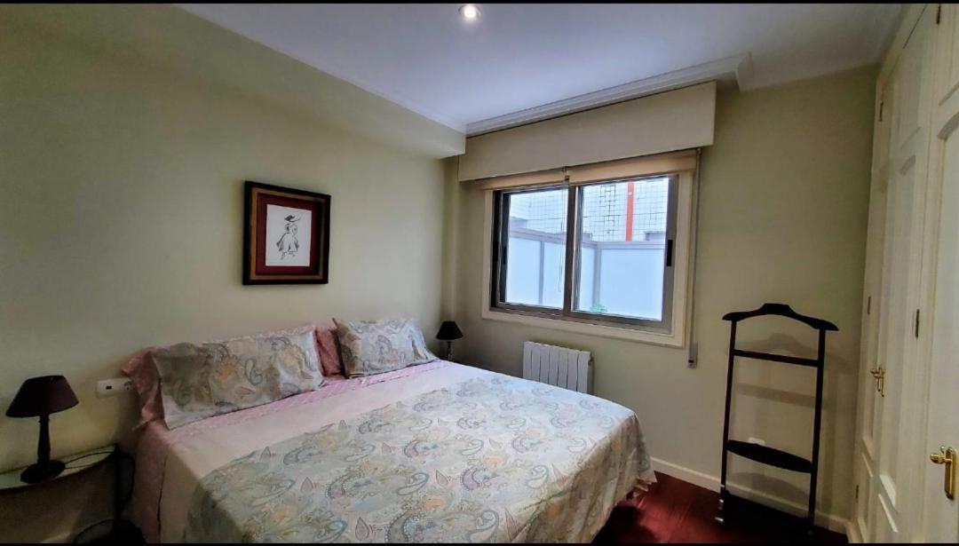 Con Terraza Y Piscina,