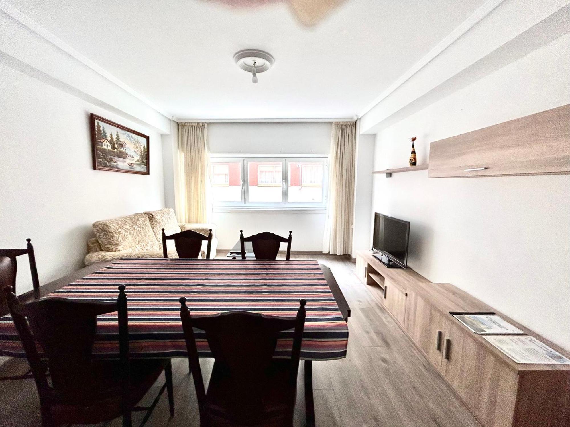 Vibes Coruña-filipinas 4 Apartamento *